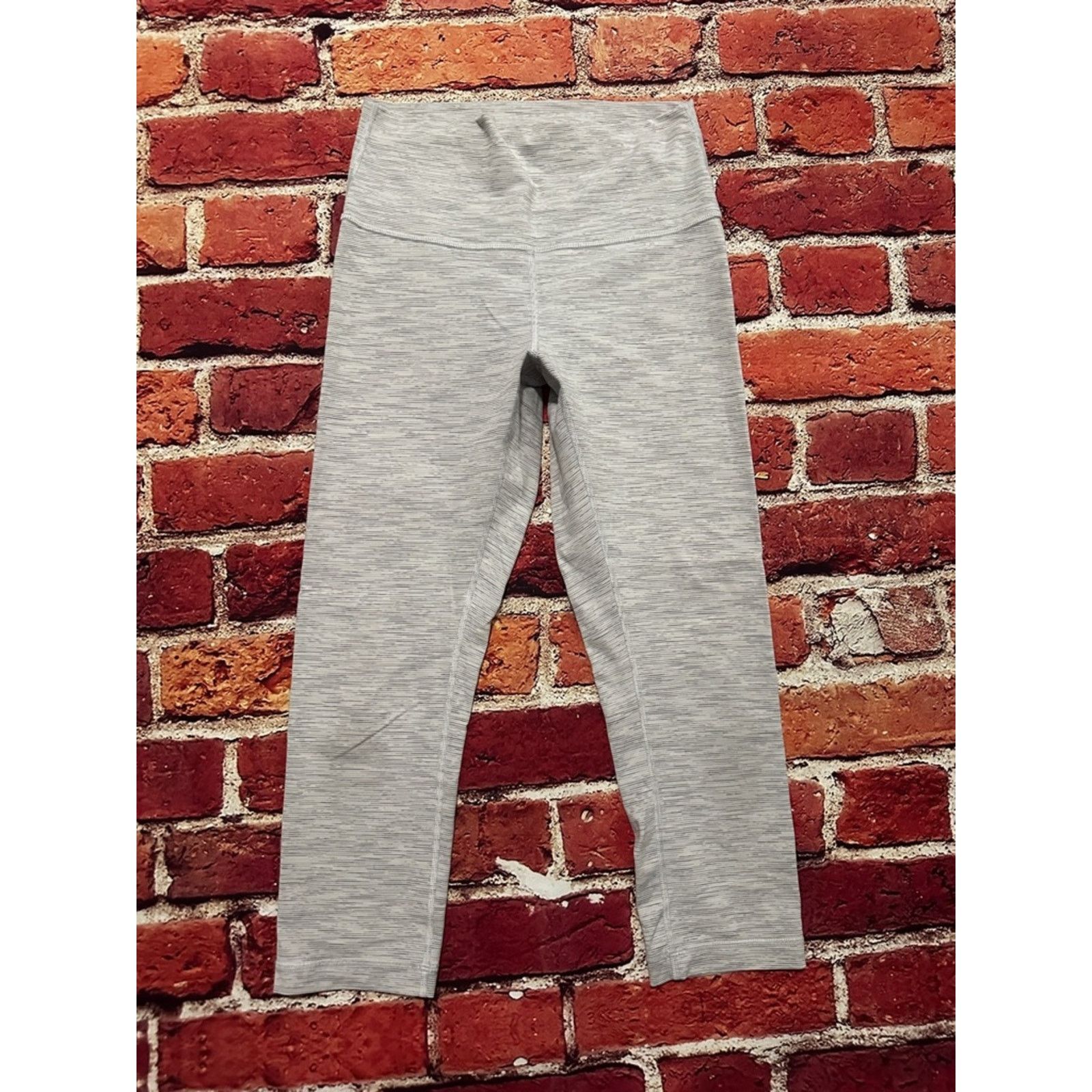Lululemon Lululemon leggings size 6 Size 28" / US 6 / IT 42 - 2 Thumbnail