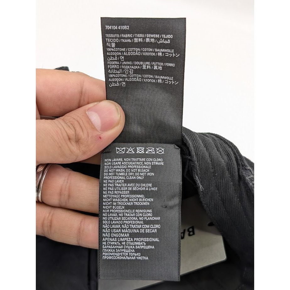 Balenciaga o1rshd1 Size: L / BB Monogram Hat/Cap in Black Size ONE SIZE - 17 Thumbnail