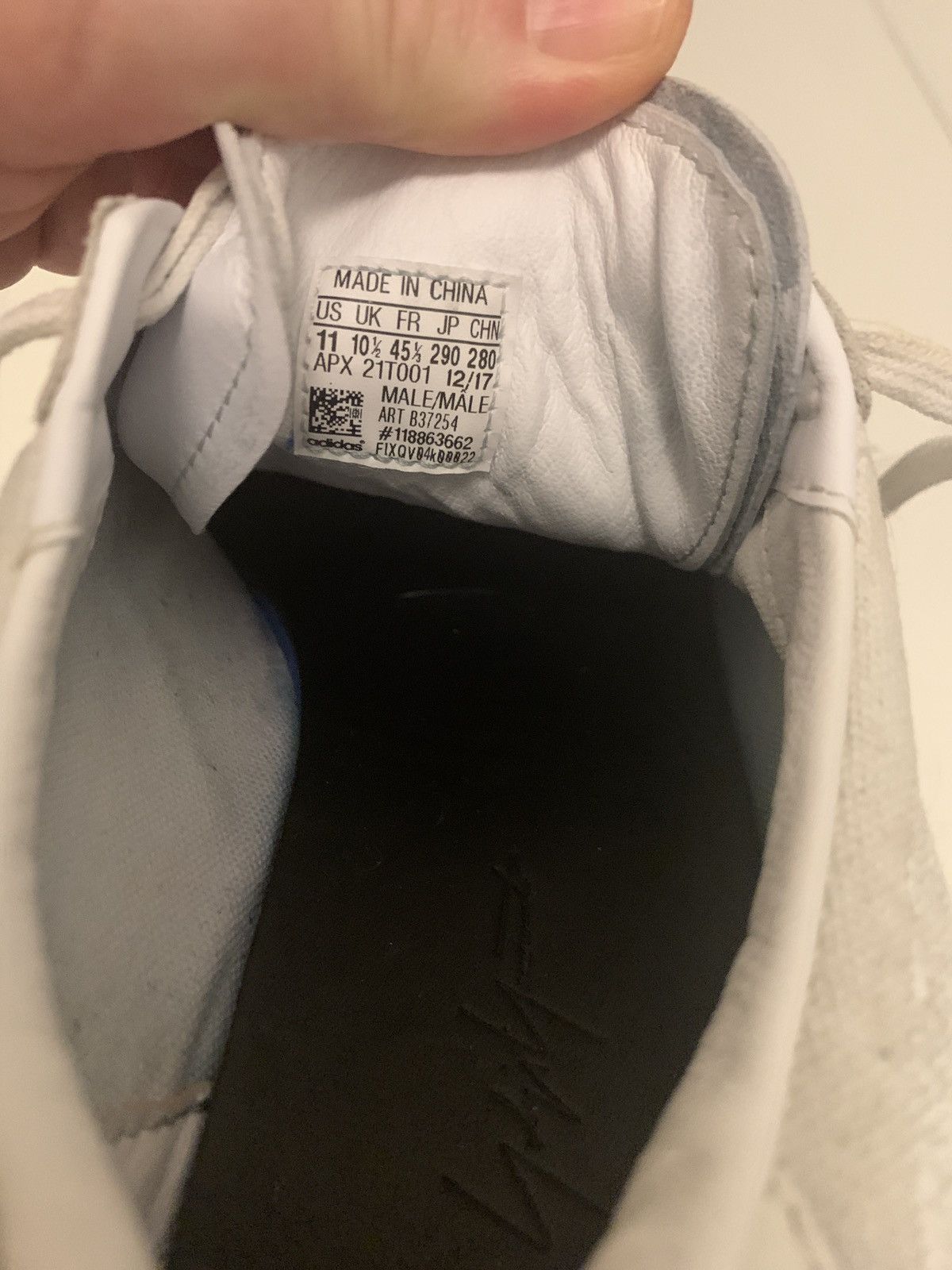 Yohji Yamamoto Black and white low top sneakers Size US 11 / EU 44 - 12 Thumbnail