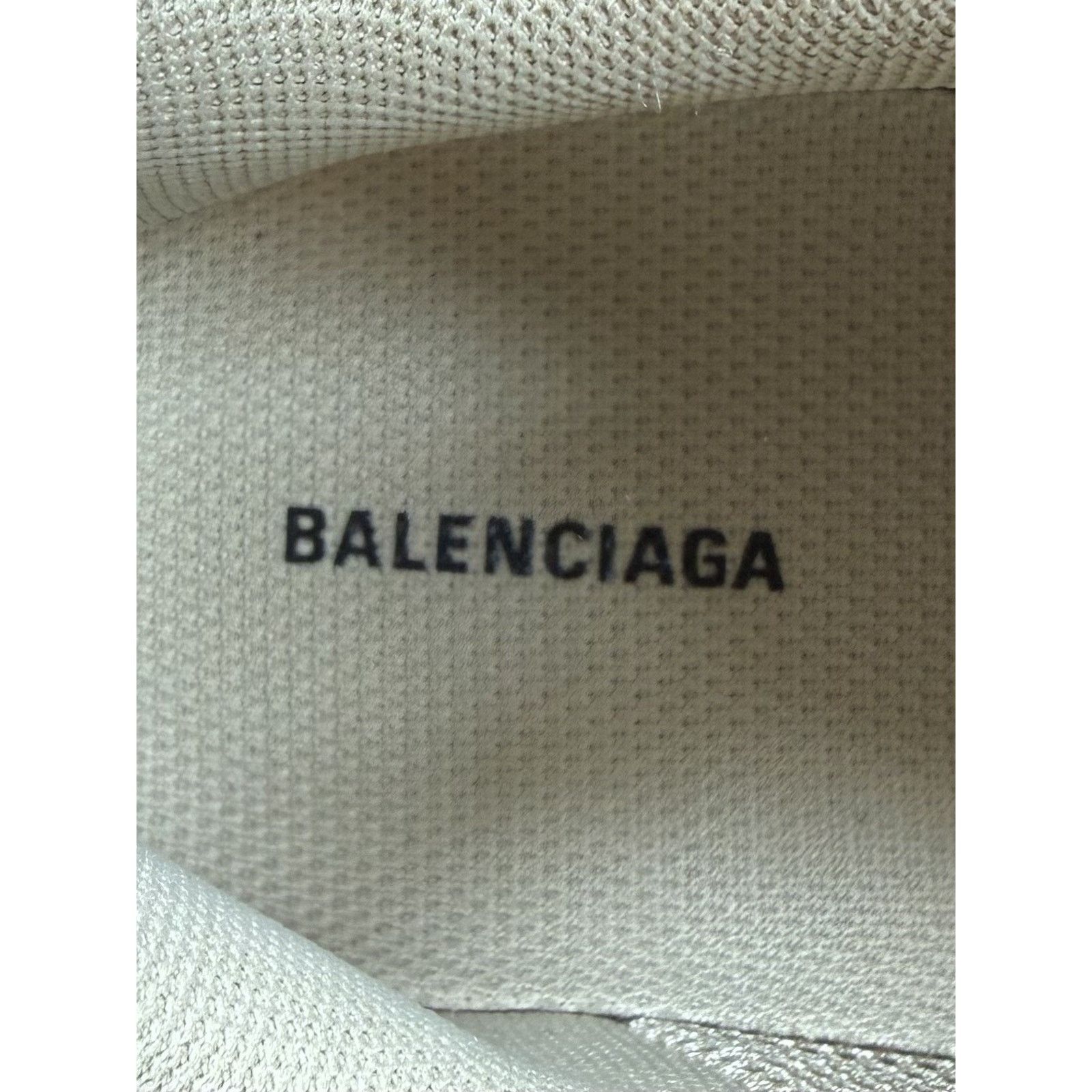 Balenciaga Size 40EU/10W - Balenciaga Triple S Beige Allover Logo NEW! Size US 10 / IT 40 - 10 Thumbnail