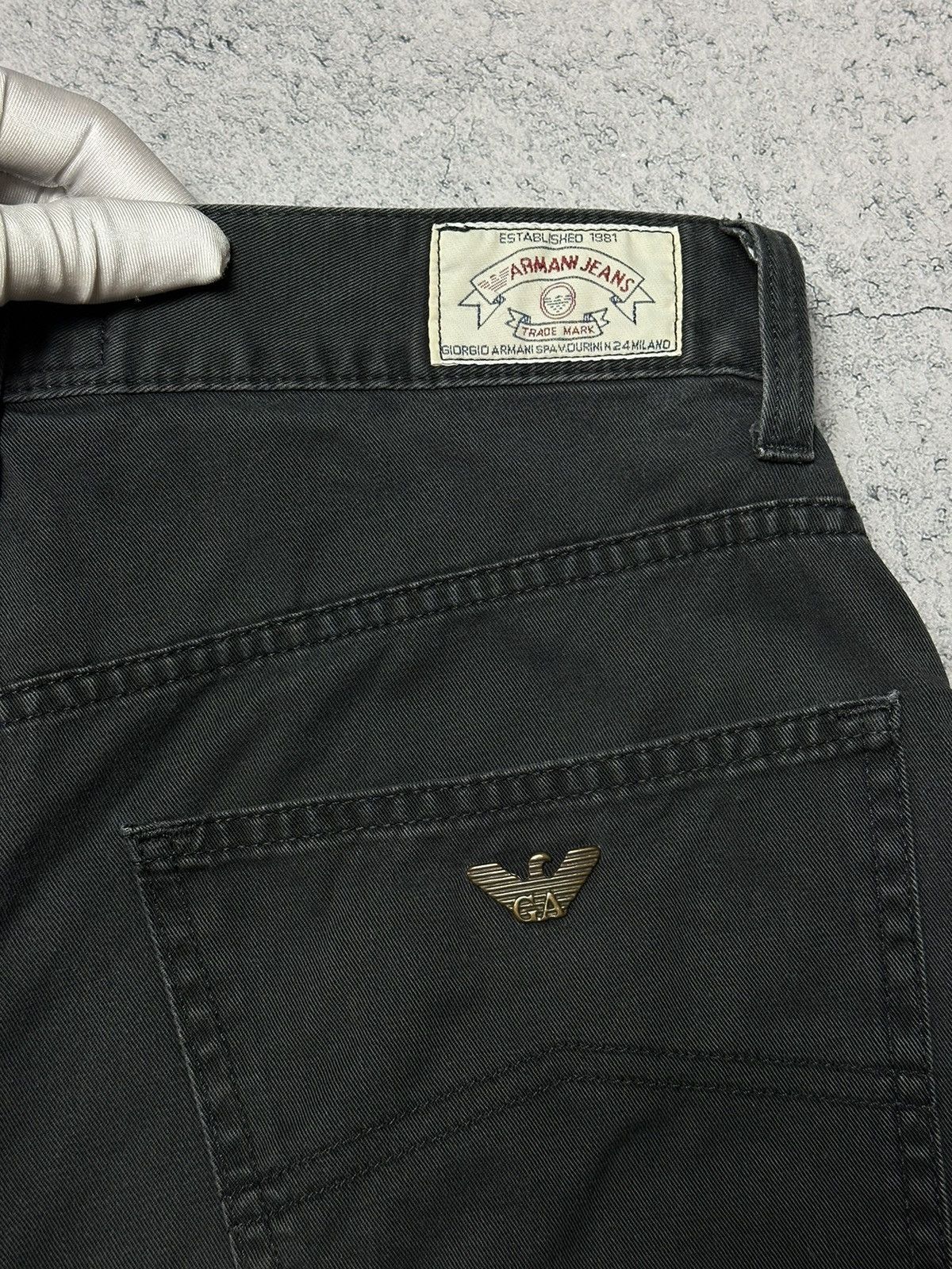 Giorgio Armani Vintage Armani Jeans Metal Logo Shorts Size US 31 - 4 Thumbnail