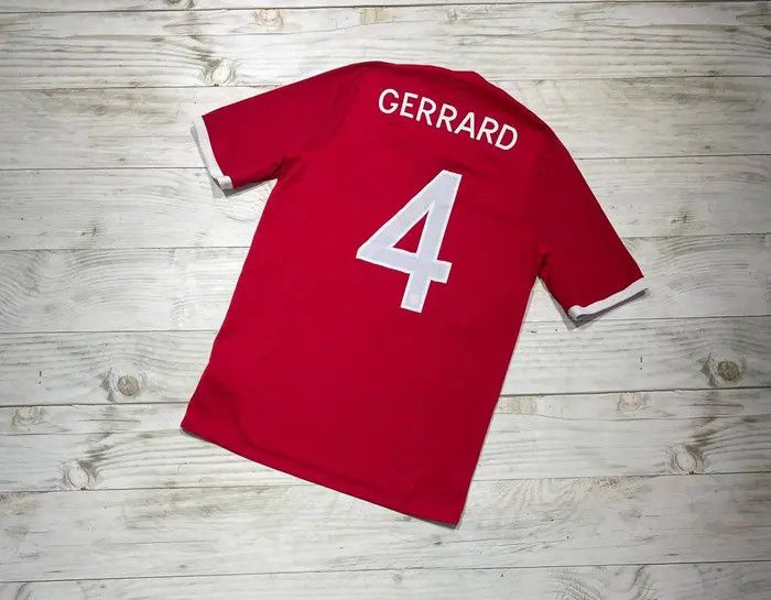 Umbro Umbro England 2010 2012 Away Gerrard #4 Shirt Soccer Jersey Size US S / EU 44-46 / 1 - 1 Thumbnail