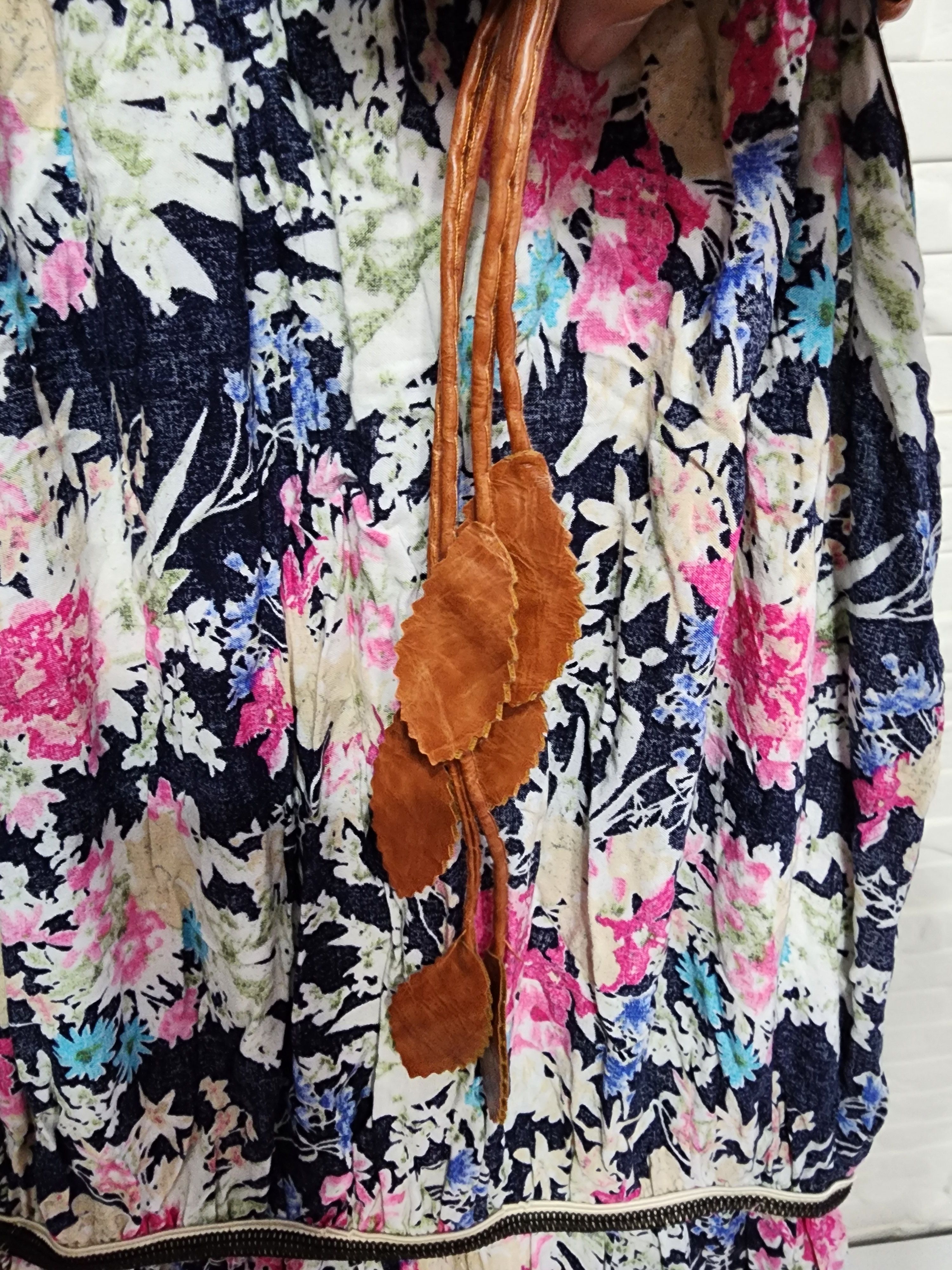 Other Stylish multi-colored dress made of genuine cotton. Size M / US 6-8 / IT 42-44 - 10 Thumbnail