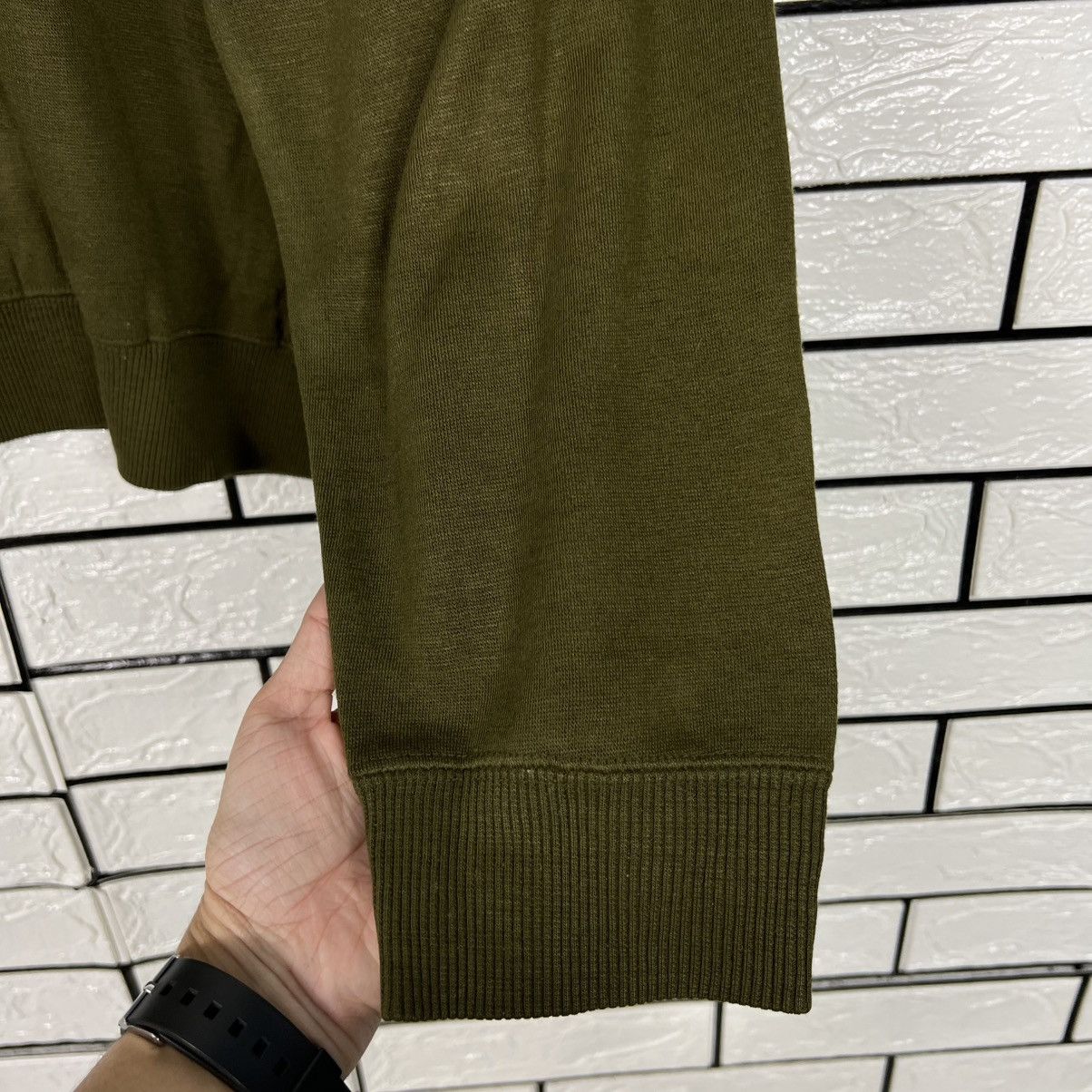 Hang Ten Vintage HANG TEN Small Logo Crewneck Sweatshirt #3989-C182 Size US L / EU 52-54 / 3 - 8 Thumbnail
