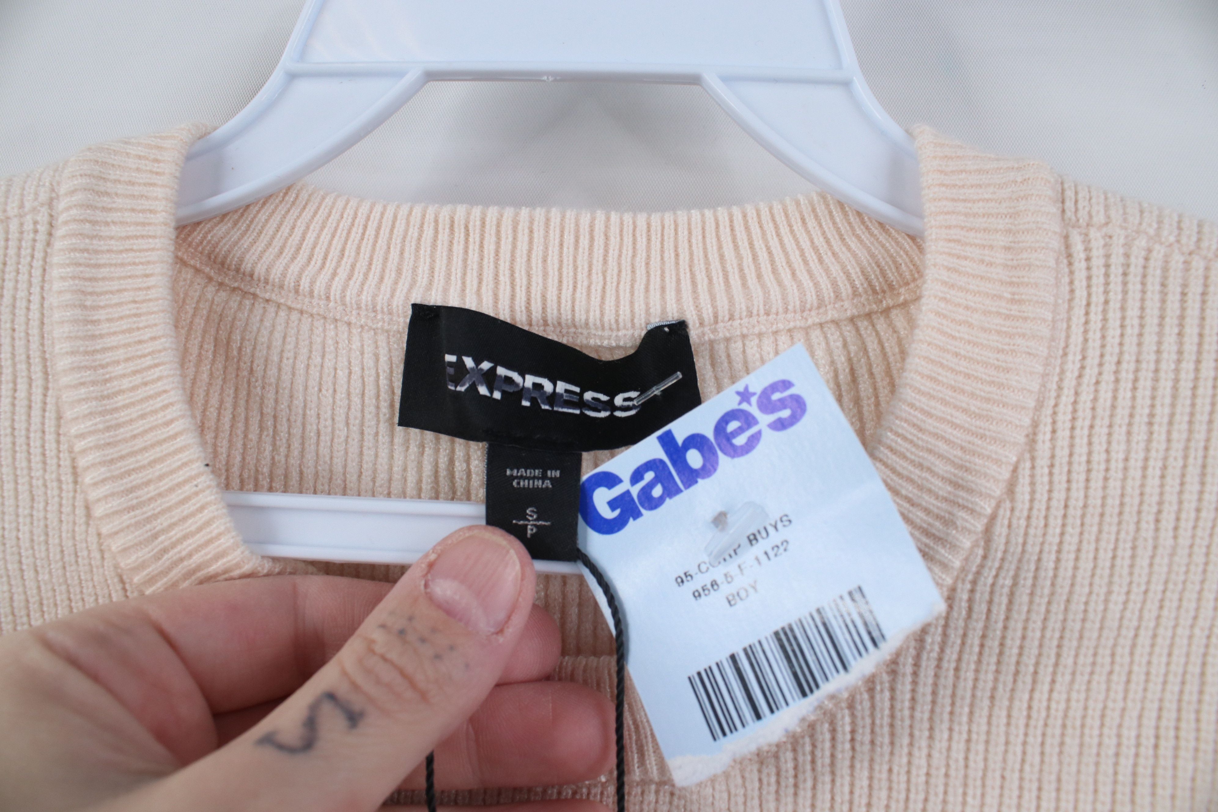 Express New Express Sleeve Ribbed Knit Ruffled Sweater Light Pink Size S / US 4 / IT 40 - 4 Thumbnail