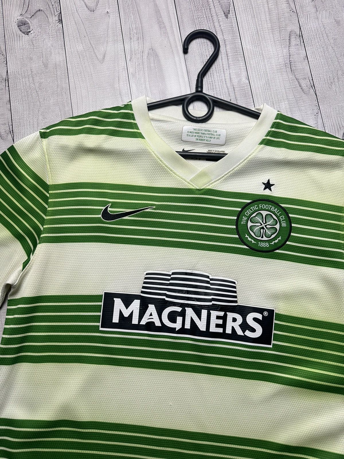 Nike × Vintage Vintage Celtic Nike soccer jersey size S Size US S / EU 44-46 / 1 - 2 Thumbnail