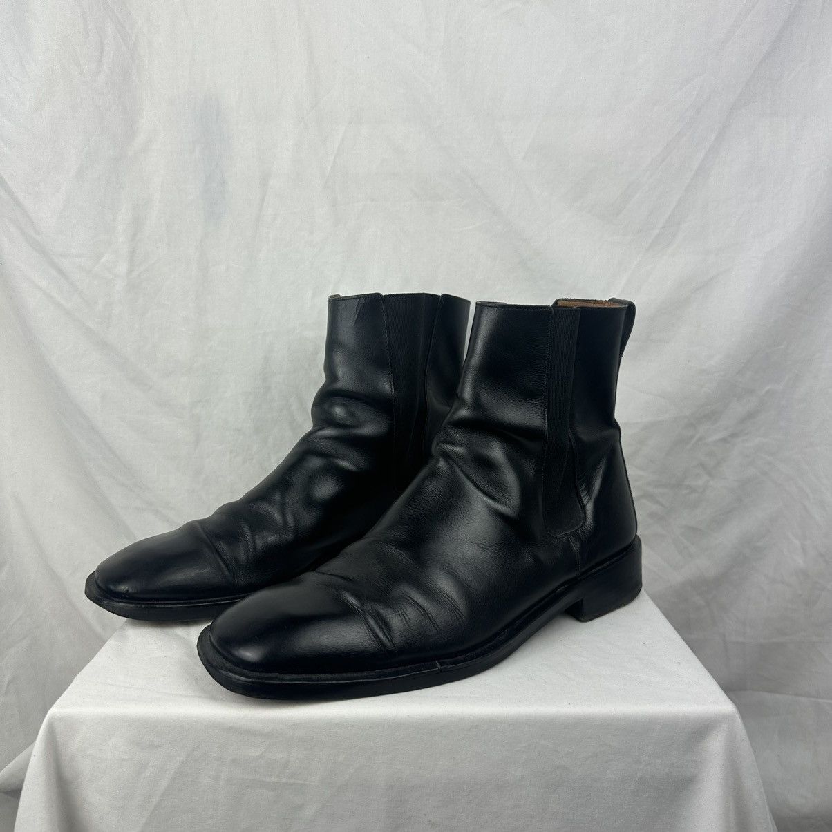 Gucci by Tom Ford Era Chelsea Boots Square Toe