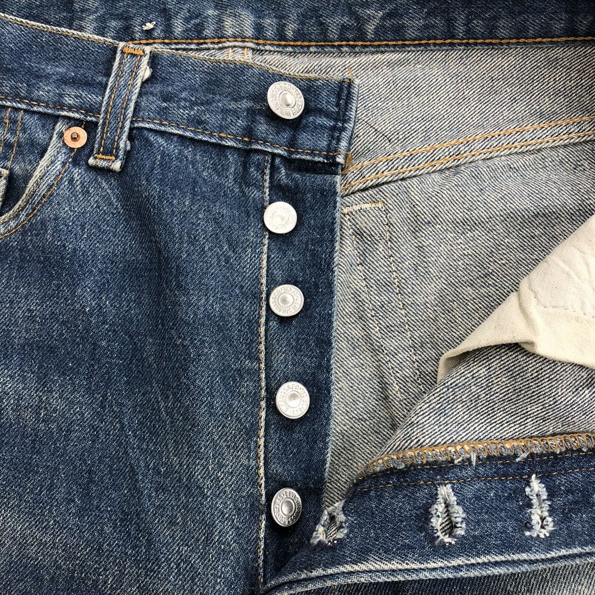 Levi's × Levi's Vintage Clothing × Vintage 🇺🇸 1990s Vintage Levis Strauss 501 #546 Faded Blue Jeans Size US 30 / EU 46 - 16 Thumbnail