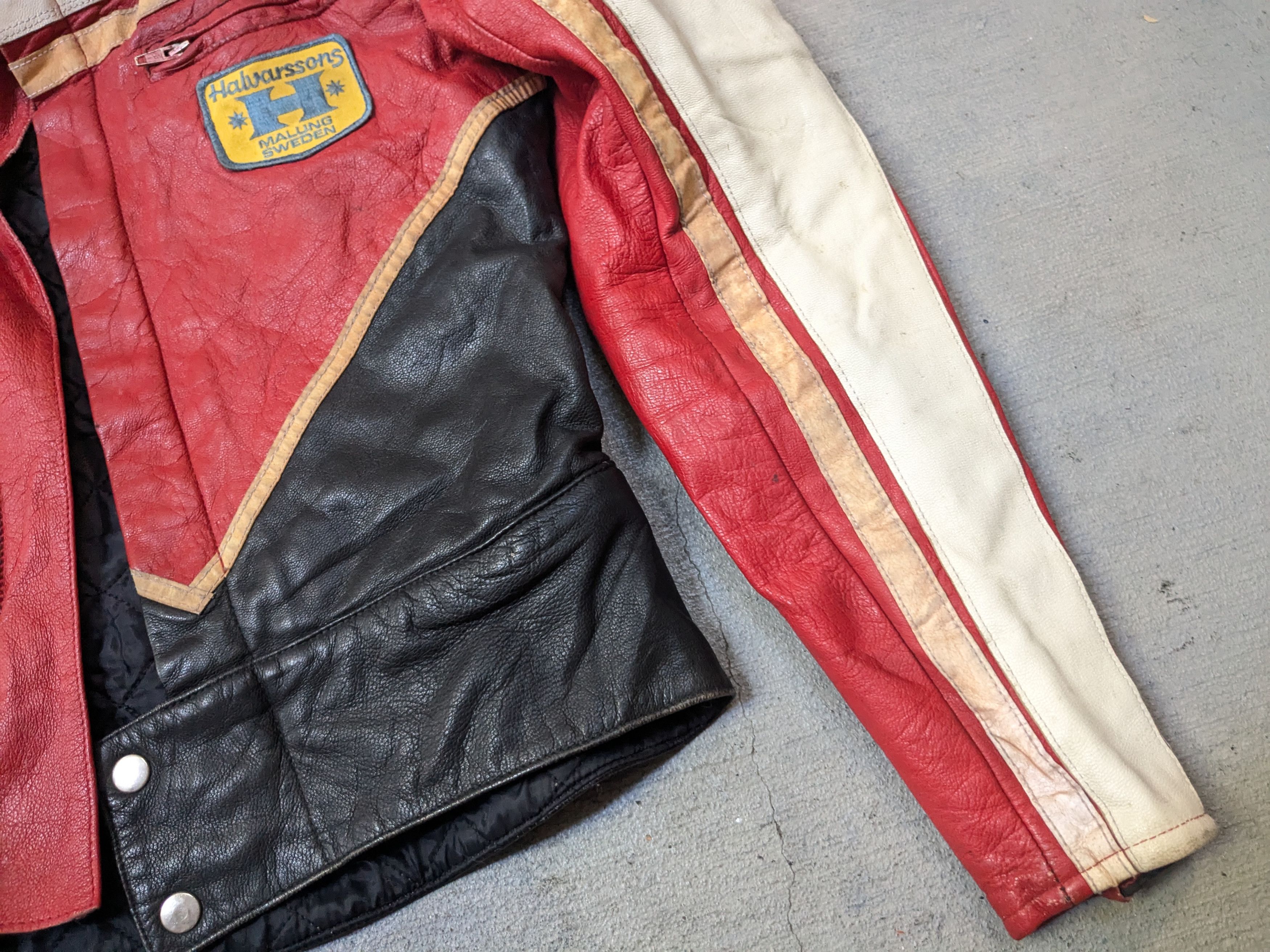 Genuine Leather Vintage Motorcycle Leather Biker Jacket Red Black White Y2K Size US M / EU 48-50 / 2 - 4 Thumbnail