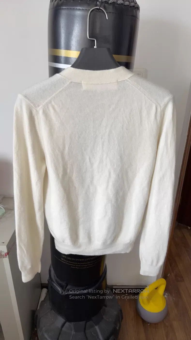 Comme des Garcons Comme Des Garcons White Heart V-neck Wool Cardigan Size S / US 4 / IT 40 - 3 Thumbnail
