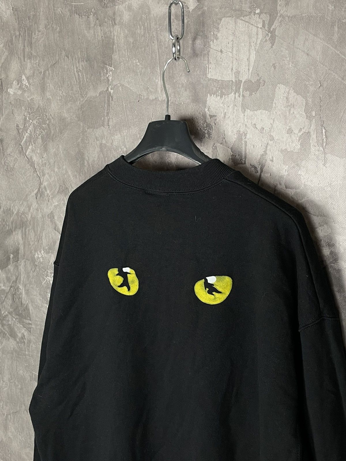 Band Tees × Vintage Cats London opera 80’s 1981 Avant Garde Cutie Sweatshirt Size US XL / EU 56 / 4 - 9 Thumbnail