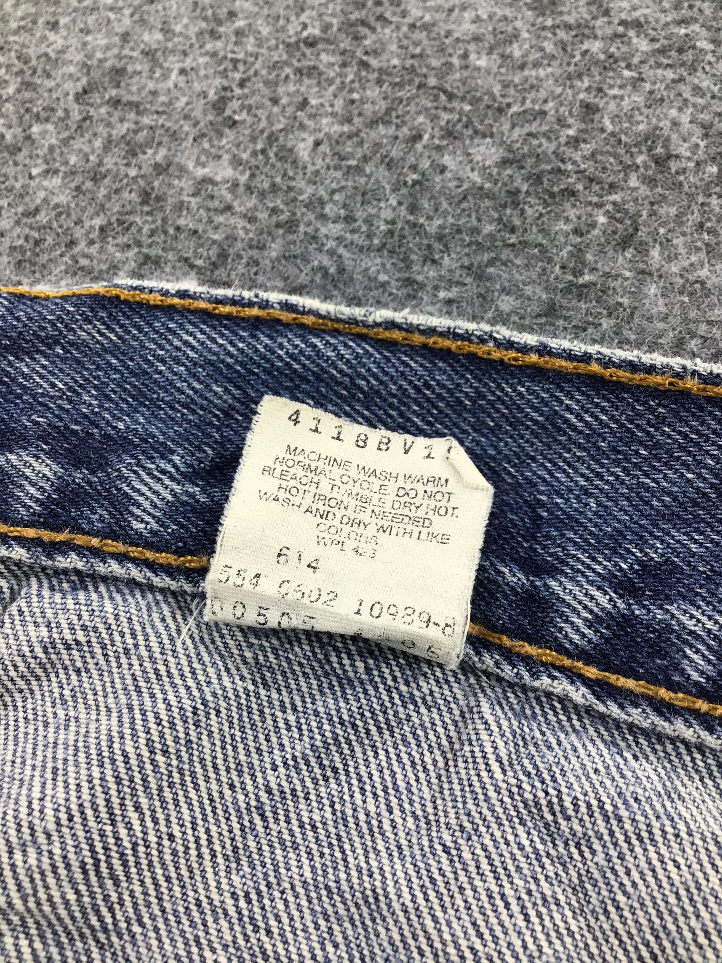 Levi's Vintage Levi's 505 Jeans Faded Blue Denim KJ200 Size US 33 - 9 Thumbnail