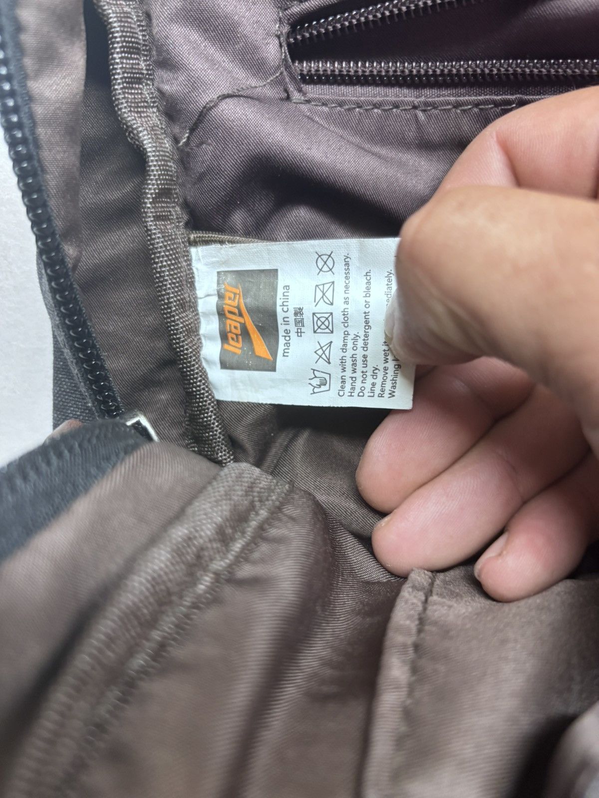 Other two in one duffle bag and backpack. Ingenious rare. Size ONE SIZE - 9 Thumbnail