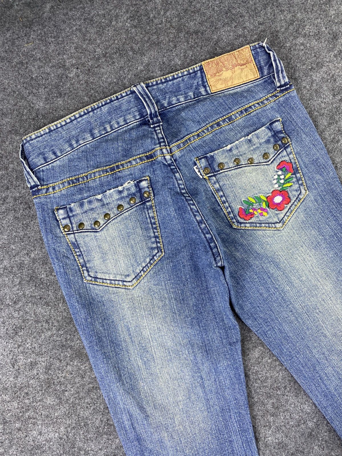 Japanese Brand × Jean Japanese Brand Blue Wash Flare Jeans - J1055 Size 29" - 6 Thumbnail