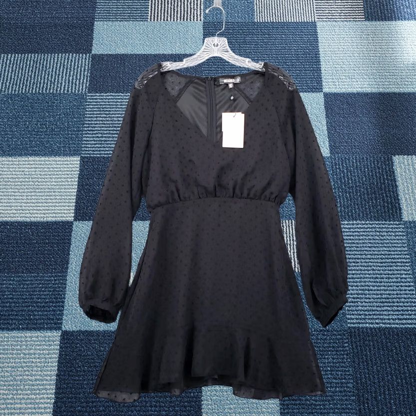 Missguided Missguided Dress Womens 6 Black Dobby Long Sleeve Sheer V Neck Skater Lined Size M / US 6-8 / IT 42-44 - 1 Thumbnail