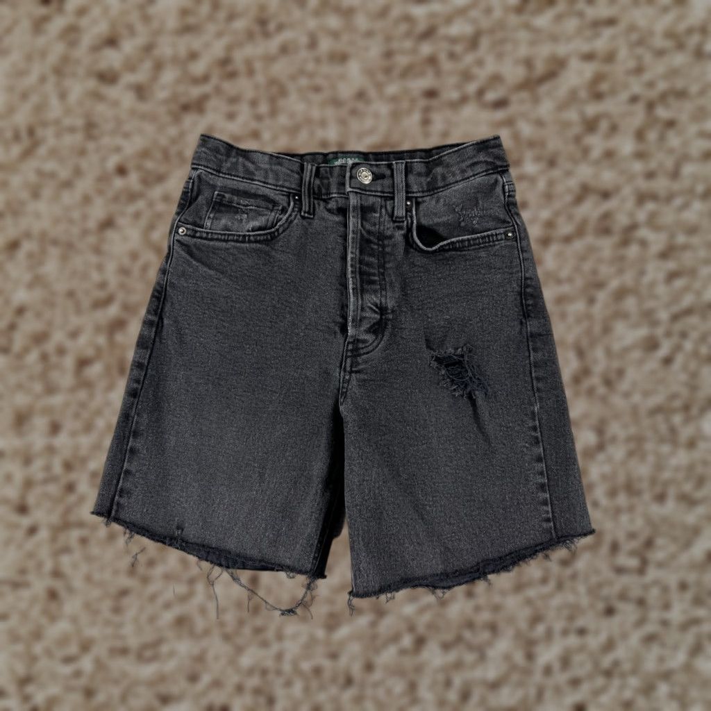 Vintage WILD FABLE Women's Black Denim Cut-Off Shorts Size 2 Distressed Floral Embroidered Regular Fit 6" Inseam Size 26" / US 2 / IT 38 - 1 Thumbnail