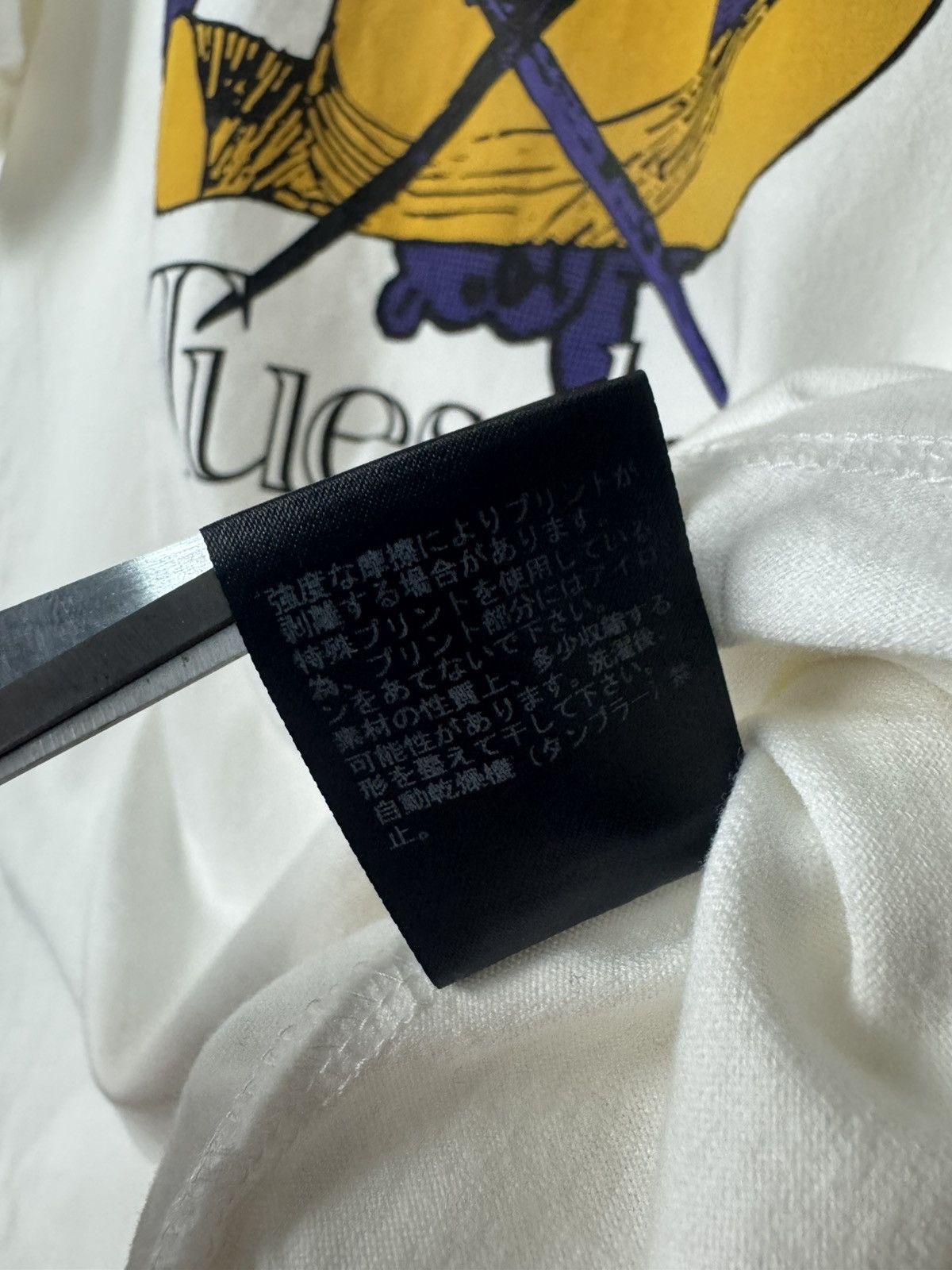Undercover Undercover “Tuesday” Graphic T-Shir Japanese Designer Size US L / EU 52-54 / 3 - 9 Thumbnail