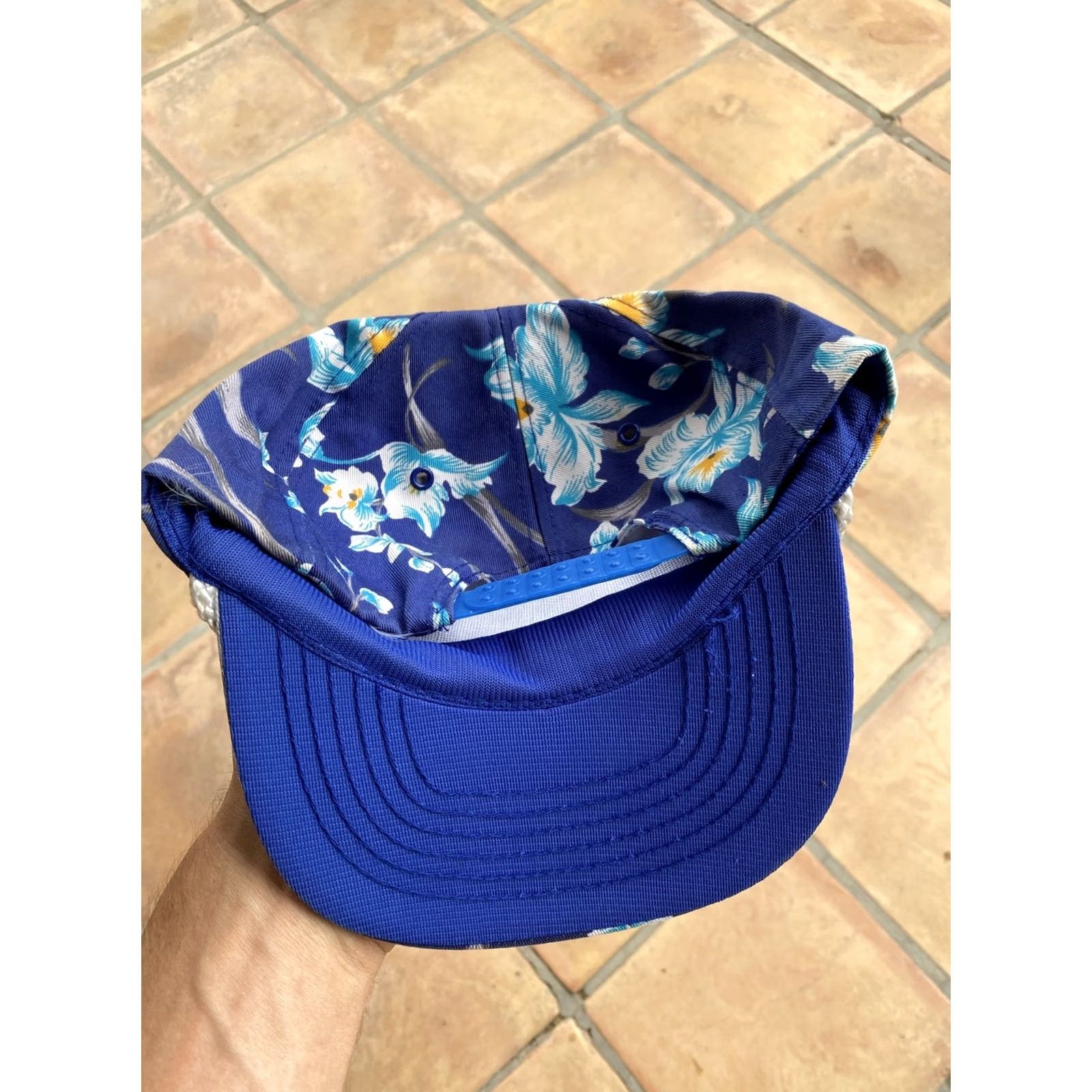 Roper VINTAGE Hawaii Spellout Rope Snapback Hat Floral 80s Denim Nissin Adjustable Unisex Adults Blue Hat Men Women Size ONE SIZE - 3 Thumbnail