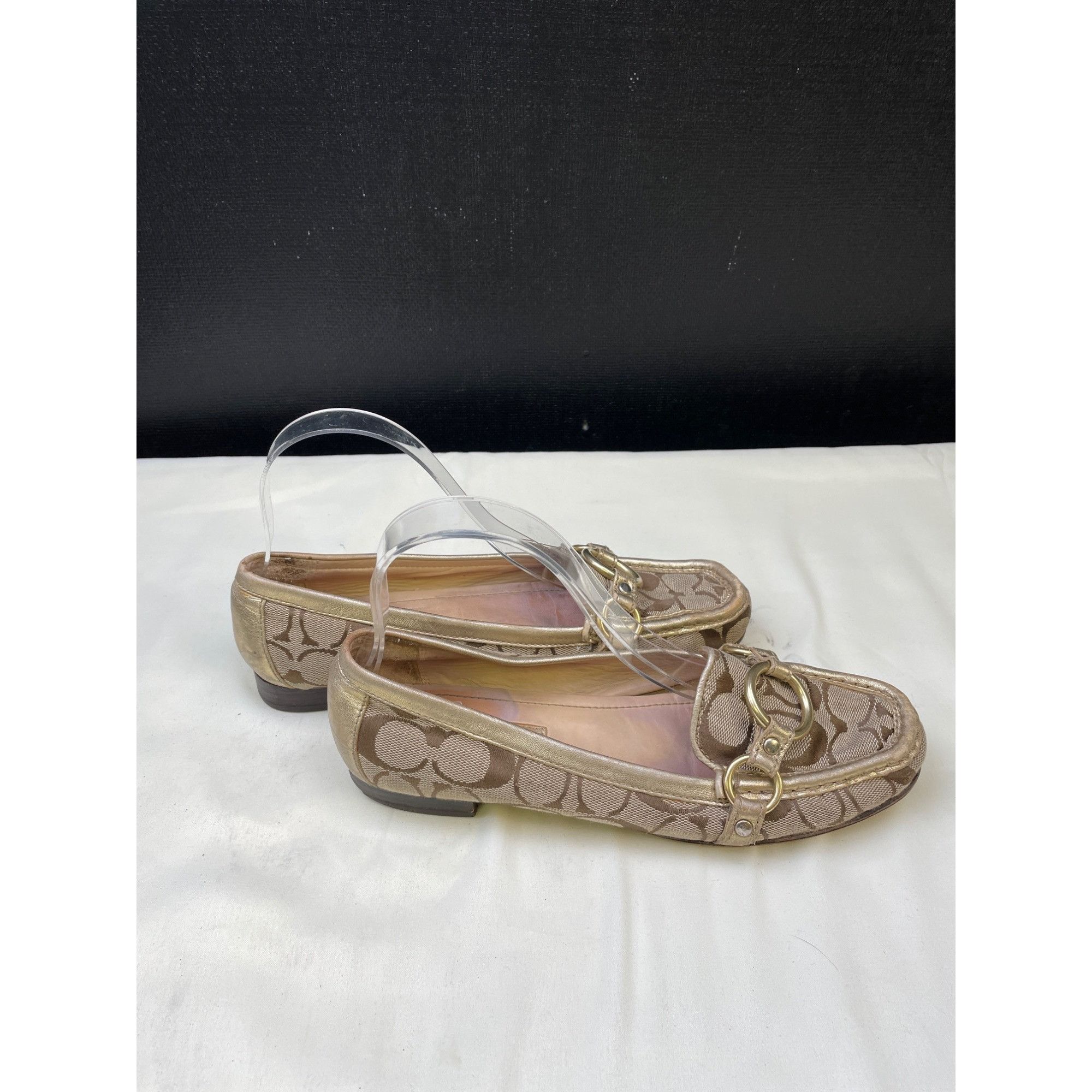 Coach Coach Signature Women's Tan Casual Flats/ Slip on shoes A213 Size US 7.5 / IT 37.5 - 3 Thumbnail