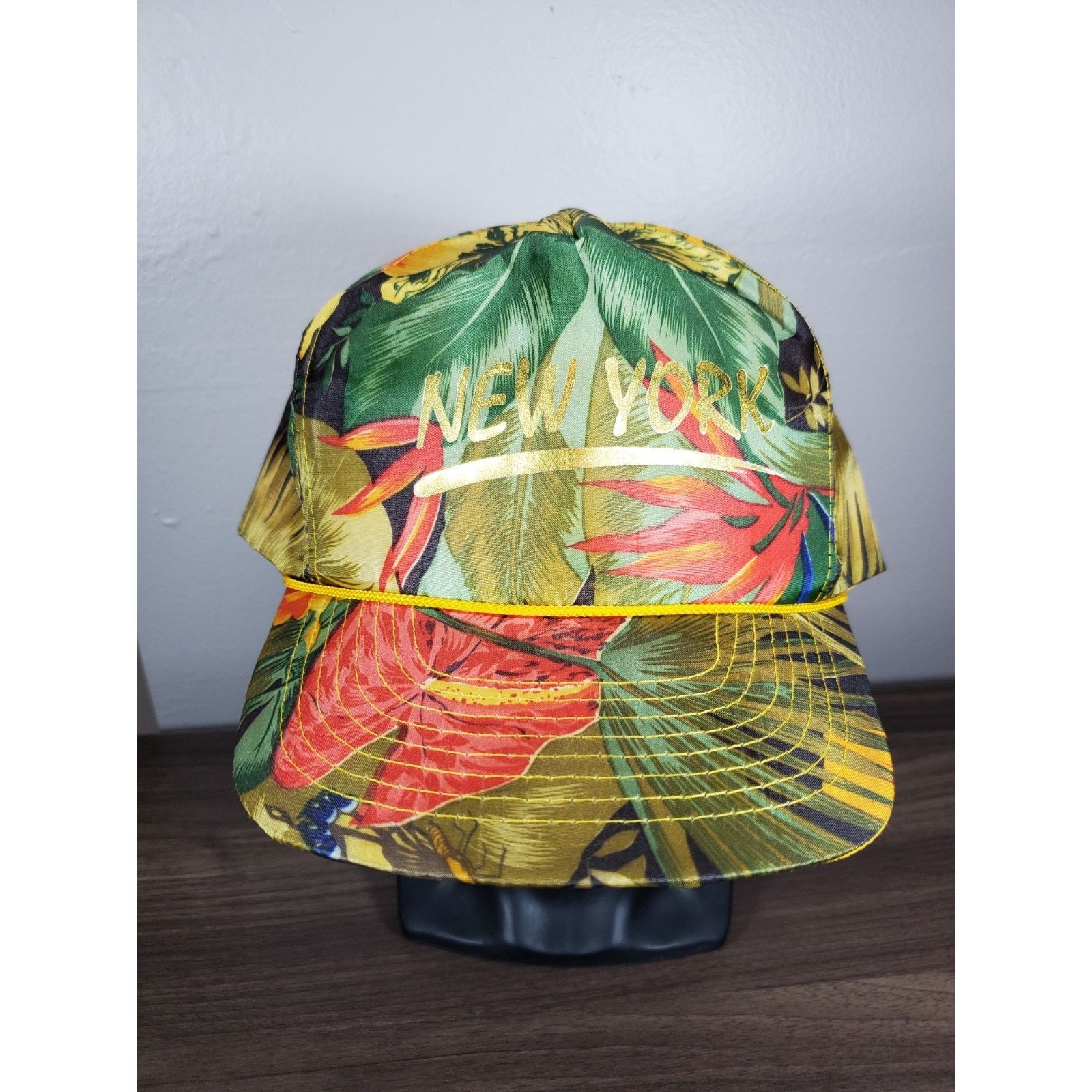 Vintage NEW YORK Jungle Hat Nylon Snapback Cap Floral NY NYC Size ONE SIZE - 3 Thumbnail
