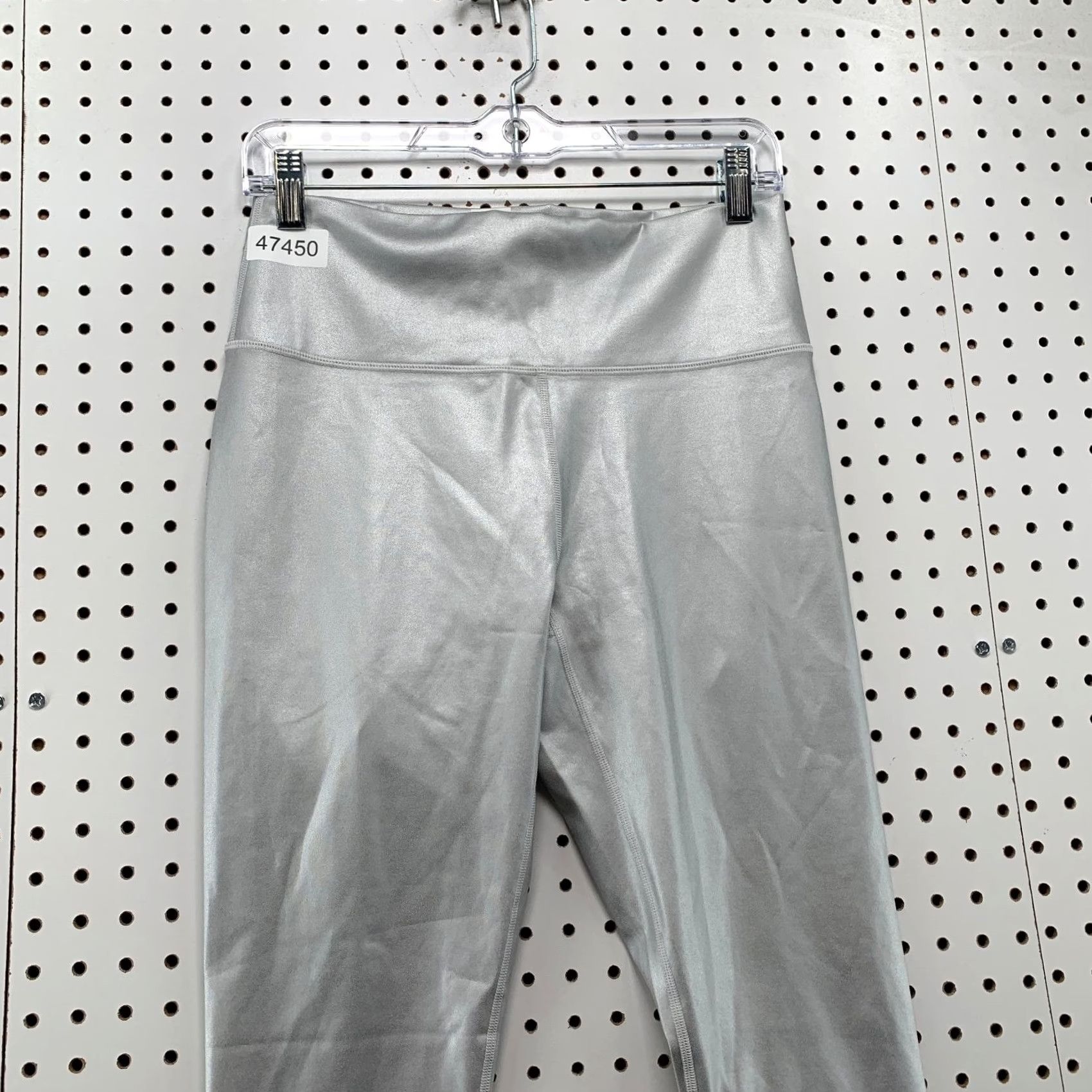 Fabletics Fabletics Leggings Womens Large Shiny Silver 28x28 Casual Active Workout Skinny Inseam 28 in Size 36" / US 14 / IT 50 - 6 Thumbnail