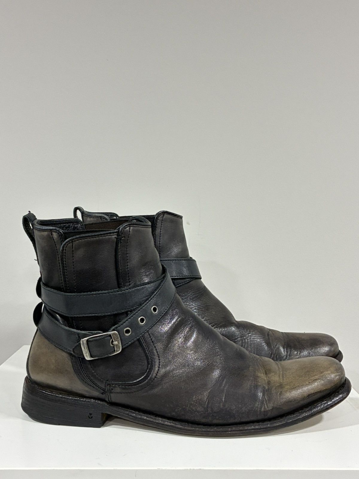 John Varvatos Bowery Buckled Chelsea Boot 10.5 or EU 44.5 Size US 10.5 / EU 43-44 - 9 Thumbnail