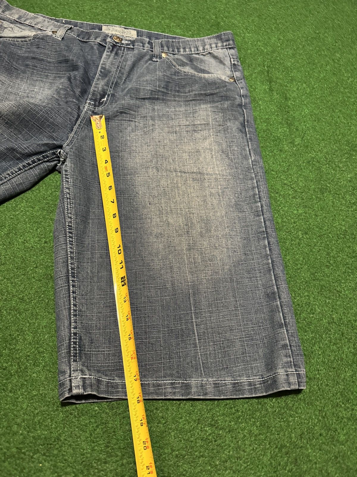 Southpole Y2K Silver Point Baggy Hip Hop Jorts 42 18” Denim Shorts Size US 42 / EU 58 - 6 Thumbnail