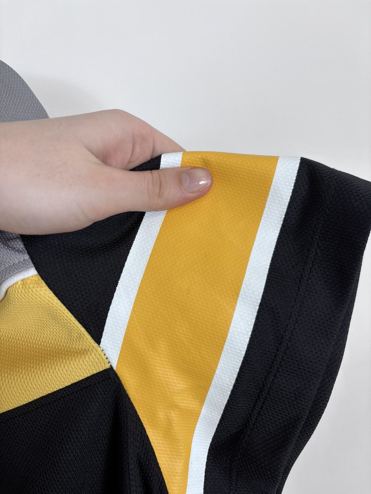 Wu-Tang Clan Wu-Tang Clan 36 Big Logo V-Neck Jersey T-Shirt Tee Size US L / EU 52-54 / 3 - 9 Thumbnail