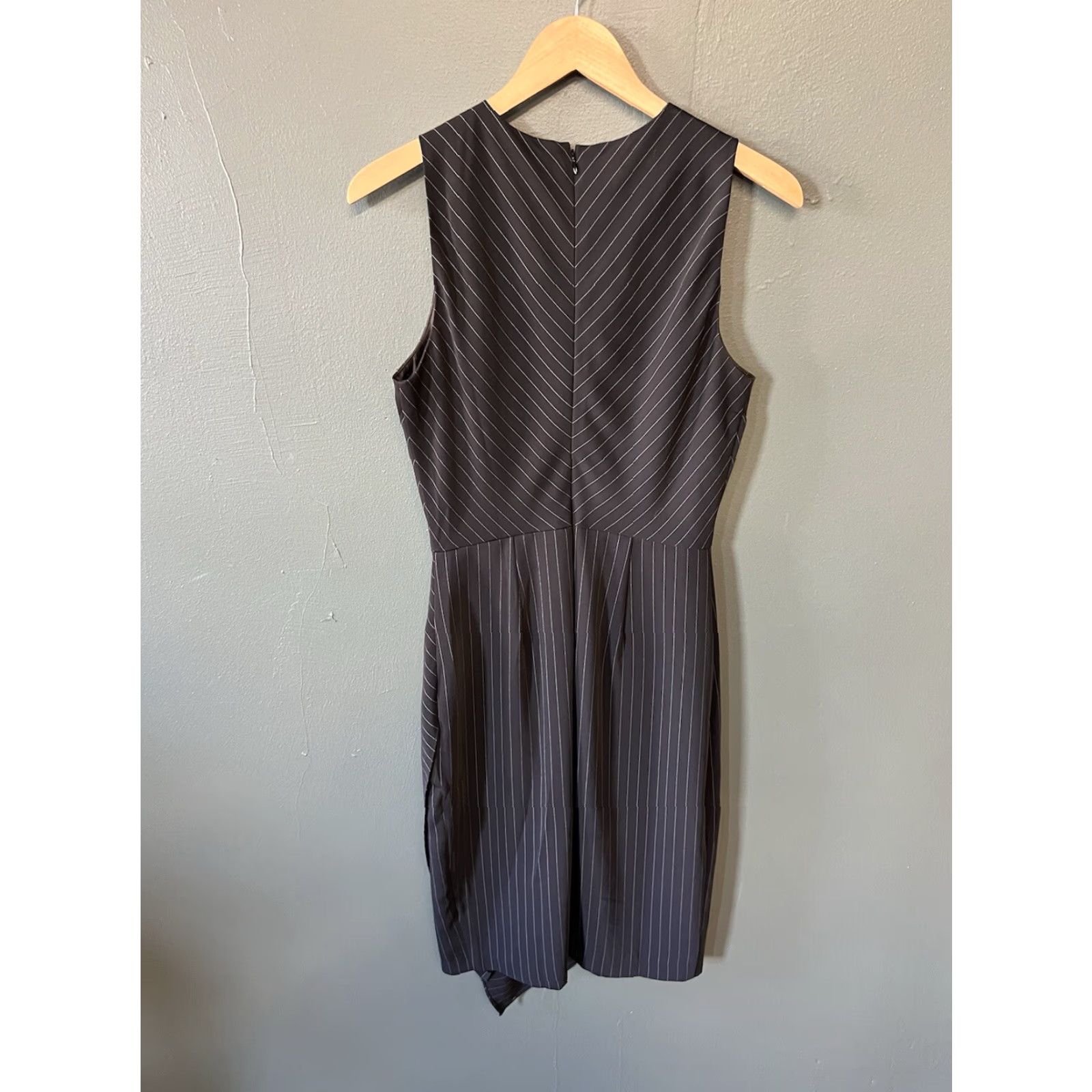White House Black Market VINTAGE? No, not Vintage. White House Black Market Womens Sleeveless Dress A-line Midi 6 Black Pencil Lined Polyester Midi Dress Womens Size M / US 6-8 / IT 42-44 - 2 Thumbnail