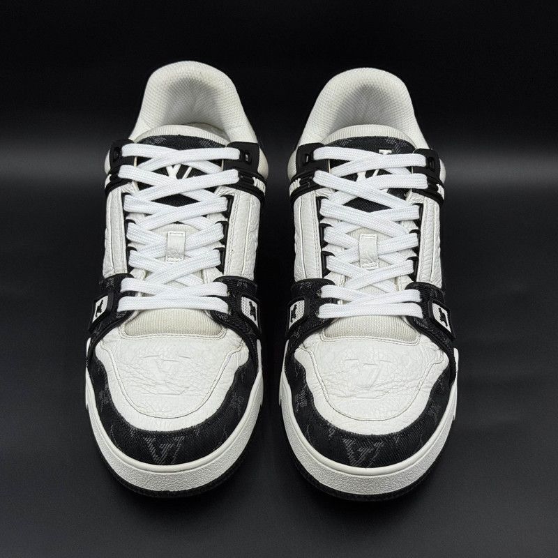 Louis Vuitton Louis Vuitton Trainer Panda Low-Top Sneakers 0079 Size US 9.5 / IT 39.5 - 1 Thumbnail