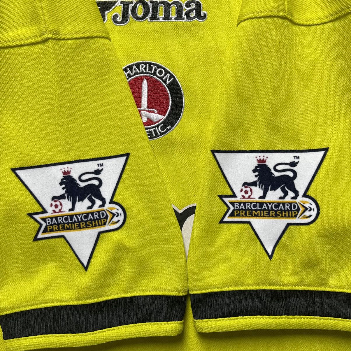 Joma CHARLTON JOMA 2003/2004 FOOTBALL AWAY JERSEY #11 DI CANIO Size US M / EU 48-50 / 2 - 8 Thumbnail