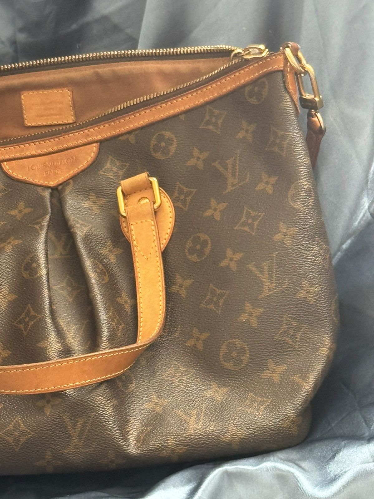 Louis Vuitton Louis Vuitton Palermo PM Size ONE SIZE - 5 Thumbnail