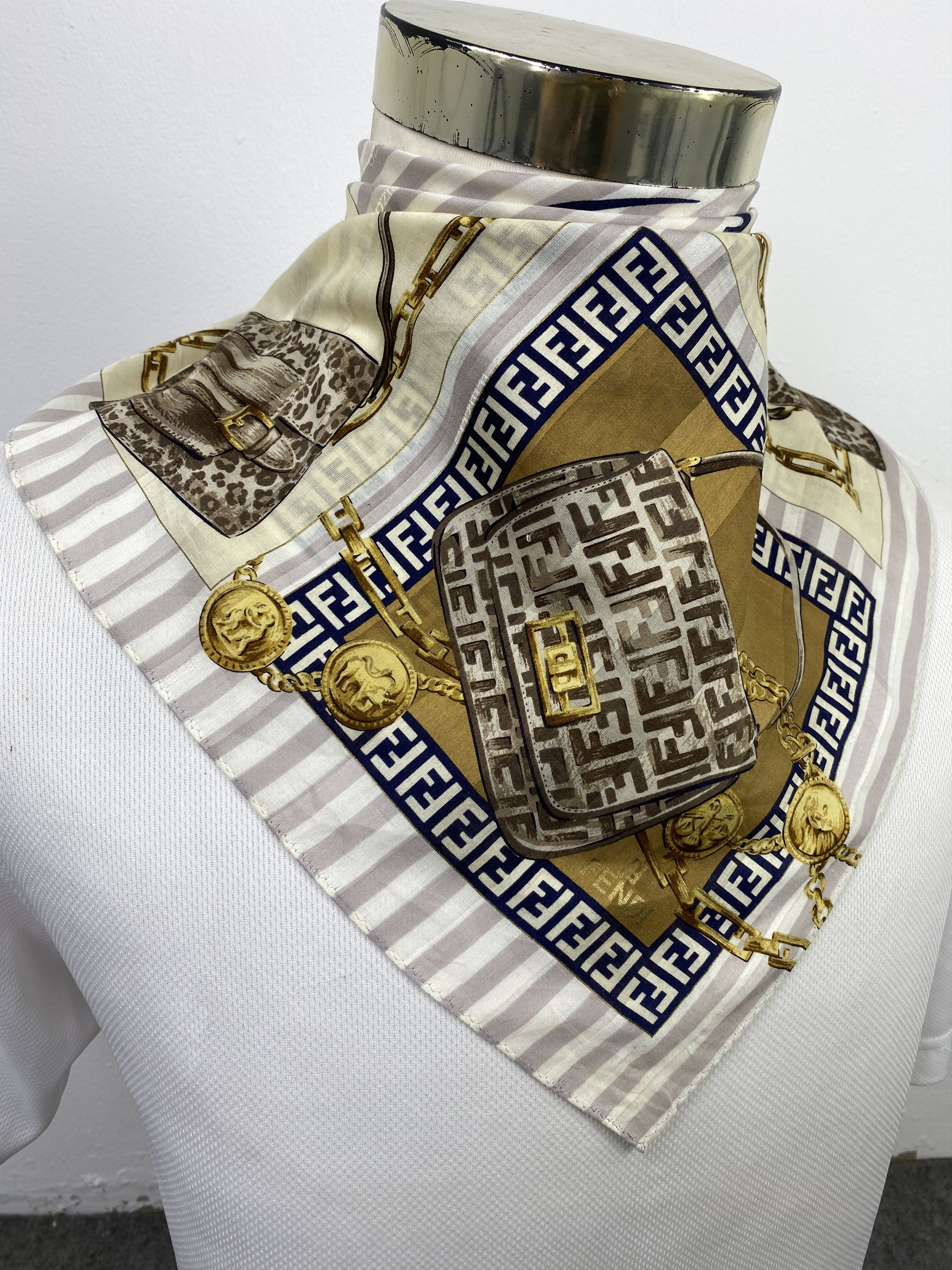 Fendi Vintage Fendi Handkerchief Neckerchief KT0269 Size ONE SIZE - 2 Thumbnail