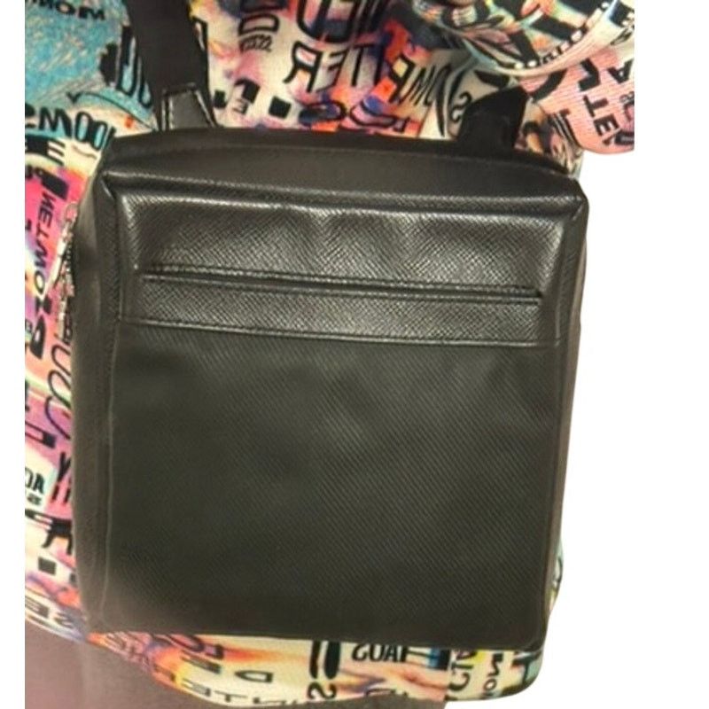 Louis Vuitton Louis Vuitton Taiga Leather Canvas Sanyan Messenger Bag Size ONE SIZE - 7 Thumbnail