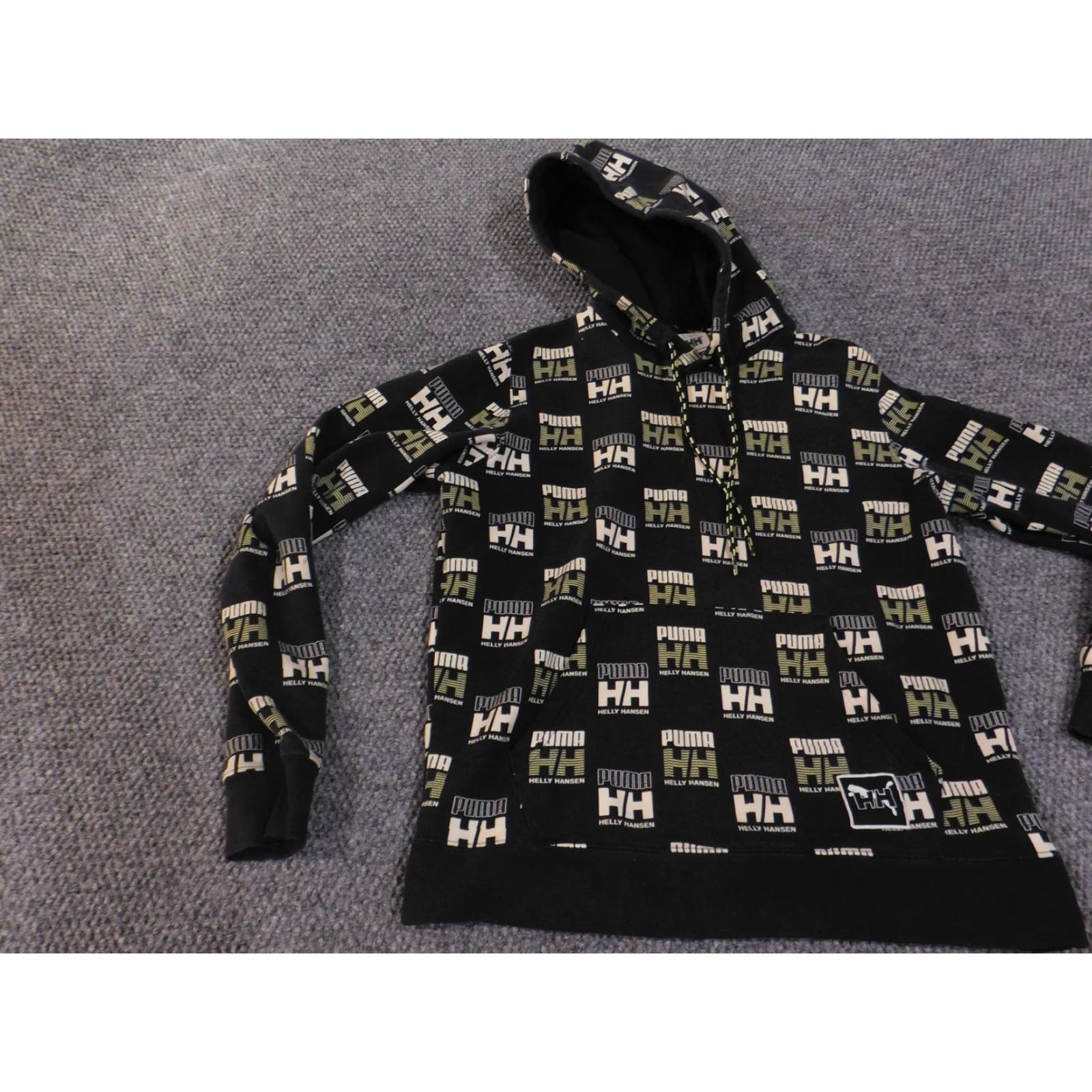 Puma Puma Helly Hansen Hoodie Mens Small Black All Over Print Pullover Streetwear Size US S / EU 44-46 / 1 - 3 Thumbnail