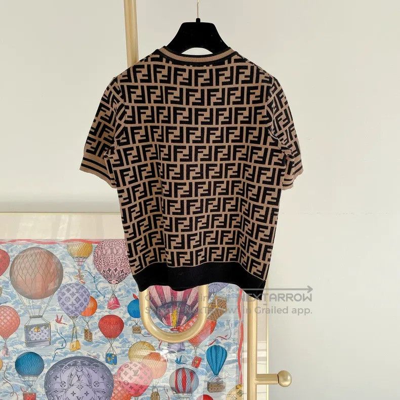 Fendi Fendi Monogrammed Knit Top Size XS / US 0-2 / IT 36-38 - 2 Thumbnail