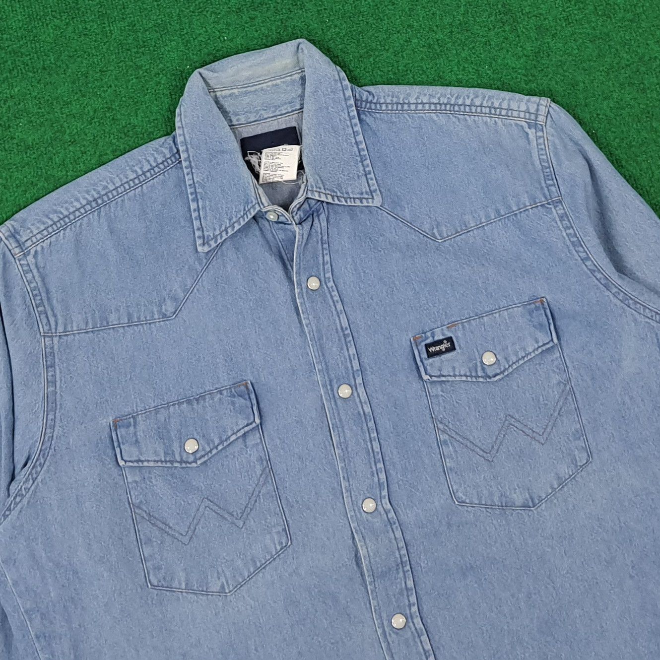 Vintage × Wrangler Vintage Wrangler USA American Style Denim Button Up Shirt Size US XL / EU 56 / 4 - 2 Thumbnail