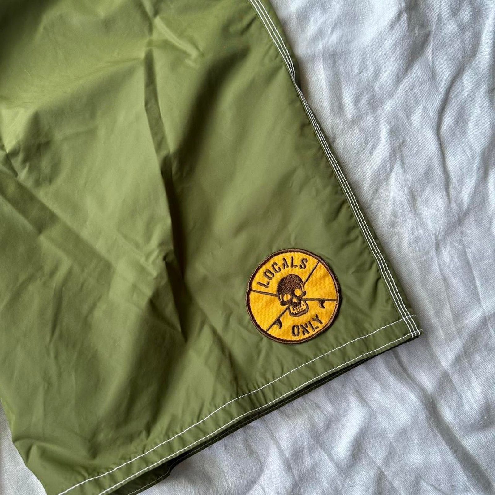 Old Navy × Vintage Vintage Y2K Old Navy Skull Board Shorts Swim Surf Suit Size US 35 - 3 Thumbnail