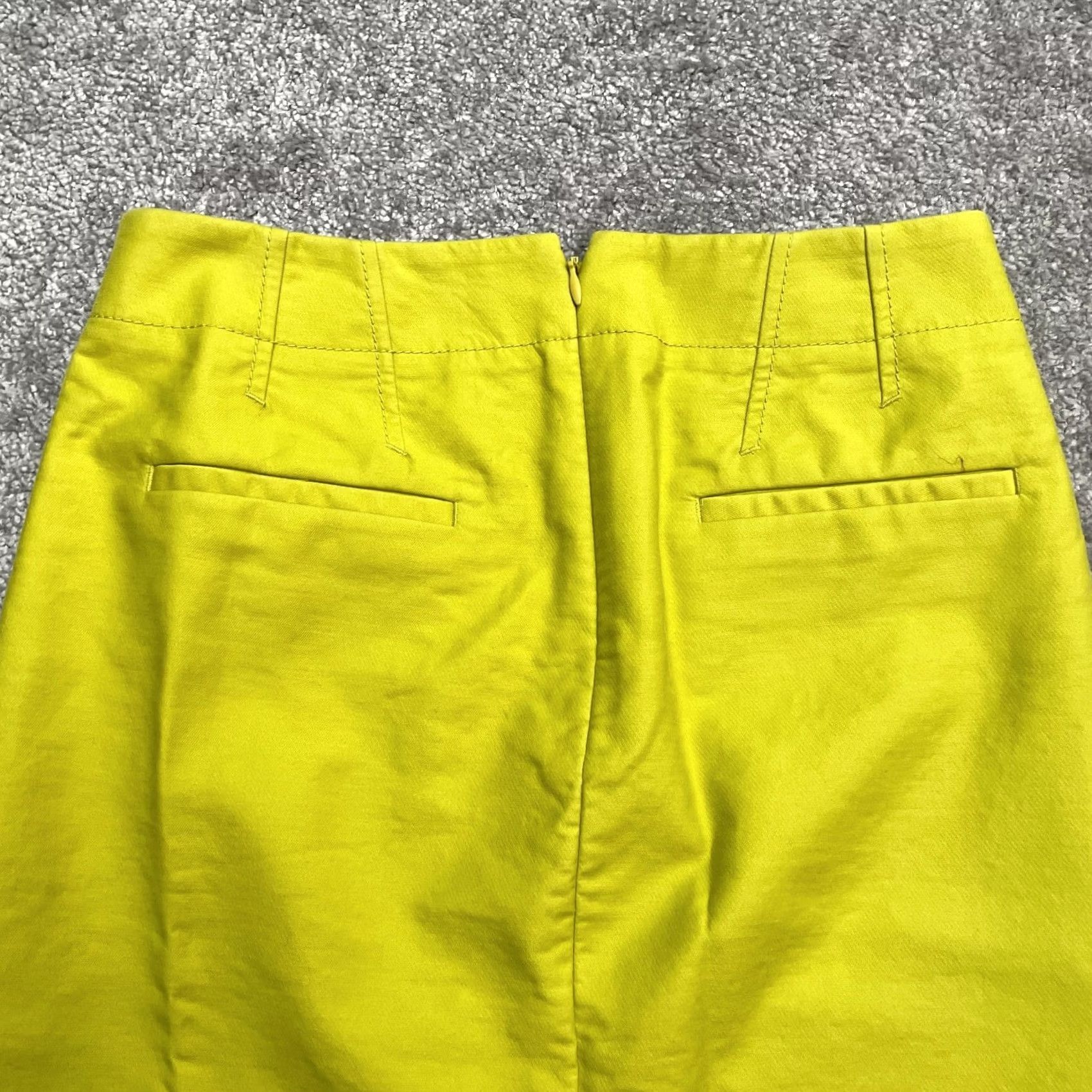 J.Crew J.Crew No. 2 Lyn Straight Pencil Skirt Women 00 Neon Yellow Knee Length Cotton Spandex Lined Machine Washable Men? Size 24" / US 00 / IT 34 - 3 Thumbnail