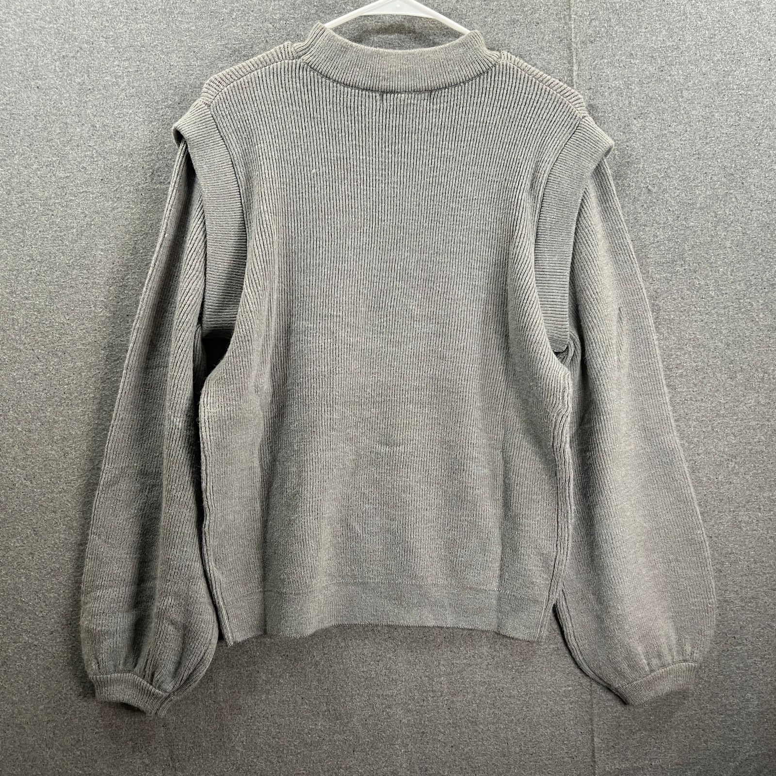 Other Loukeith Sweater Womens Size Small Long Sleeve Round Neck Size S / US 4 / IT 40 - 2 Thumbnail