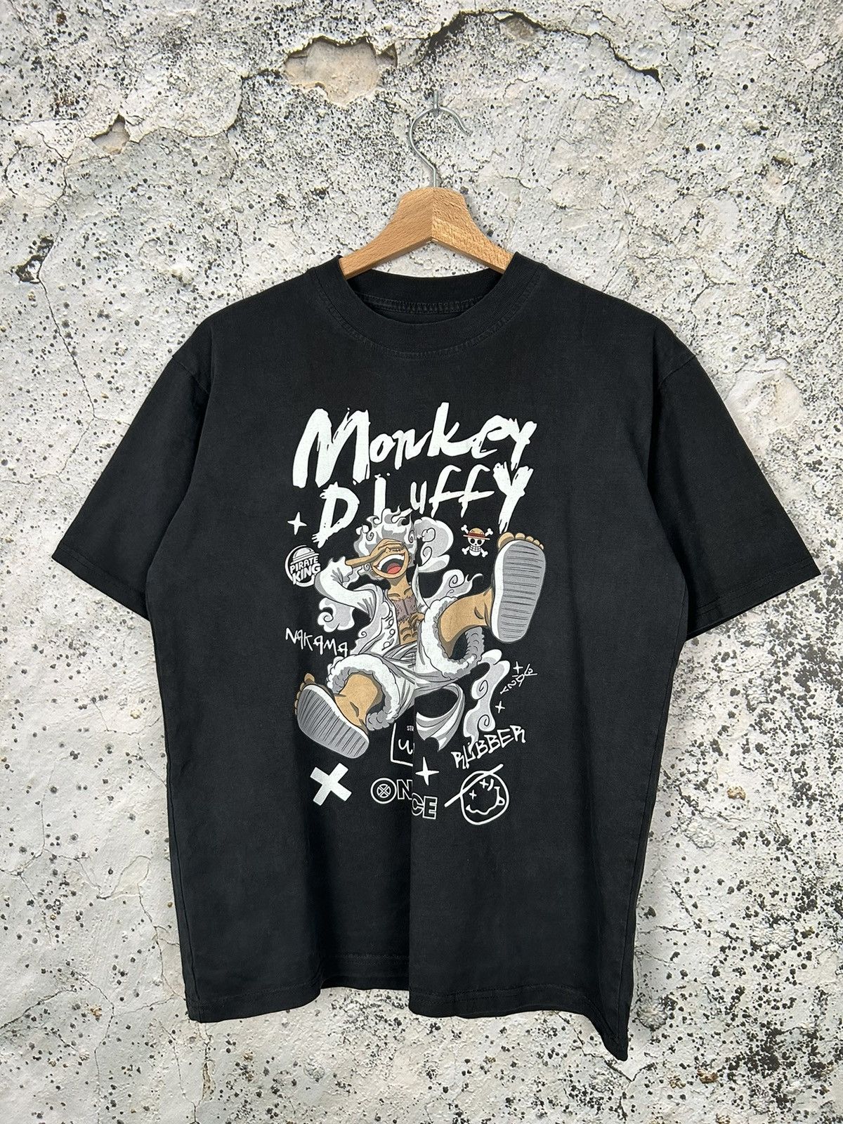 Anime Vintage Anime Manga One Piece Graphic Tee Movie Japanese Size US M / EU 48-50 / 2 - 1 Thumbnail