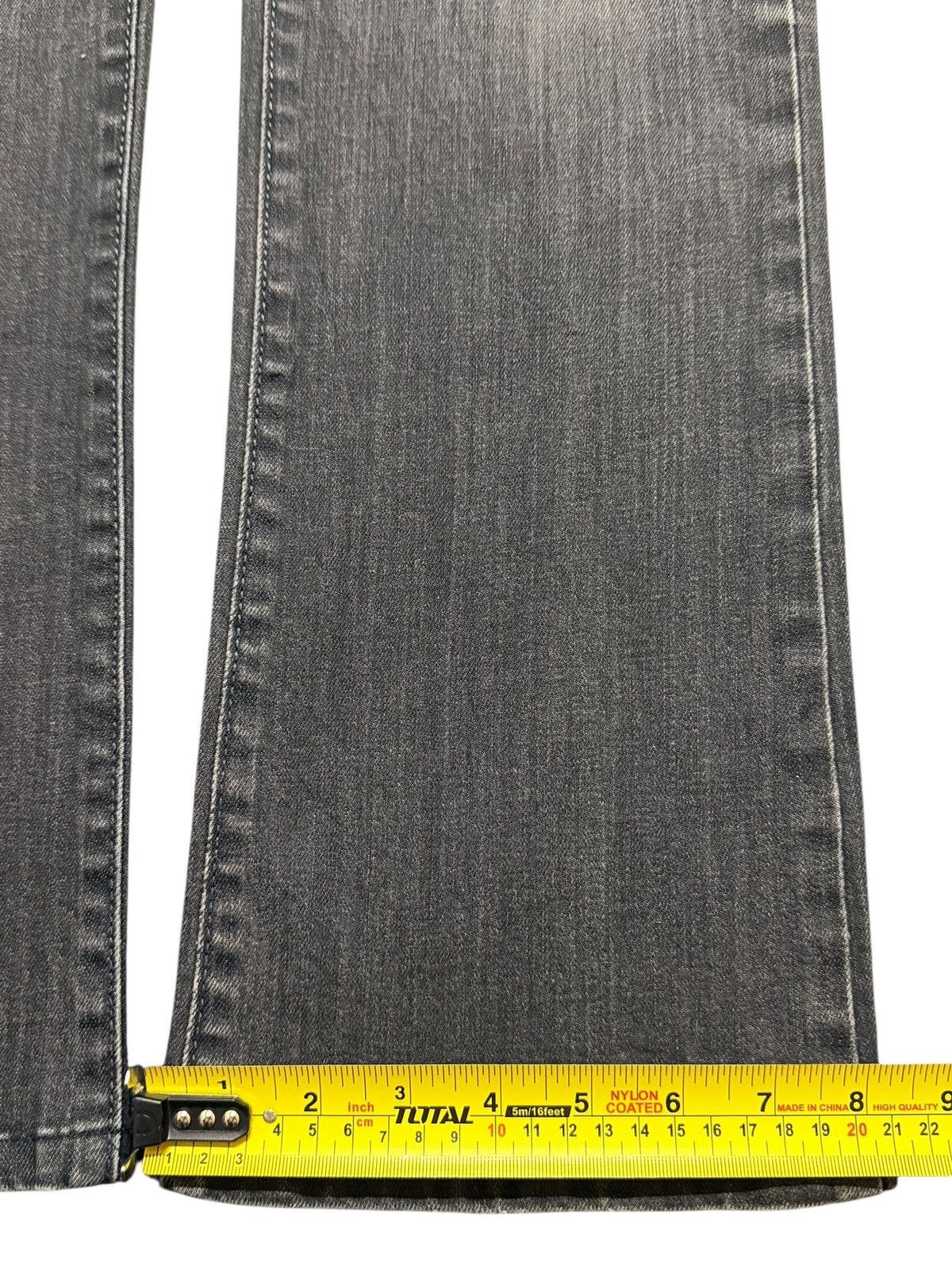 Edwin Edwin Exclusive Vintage XV Faded Wash Whisker Wide Leg Flare Size US 32 / EU 48 - 15 Thumbnail