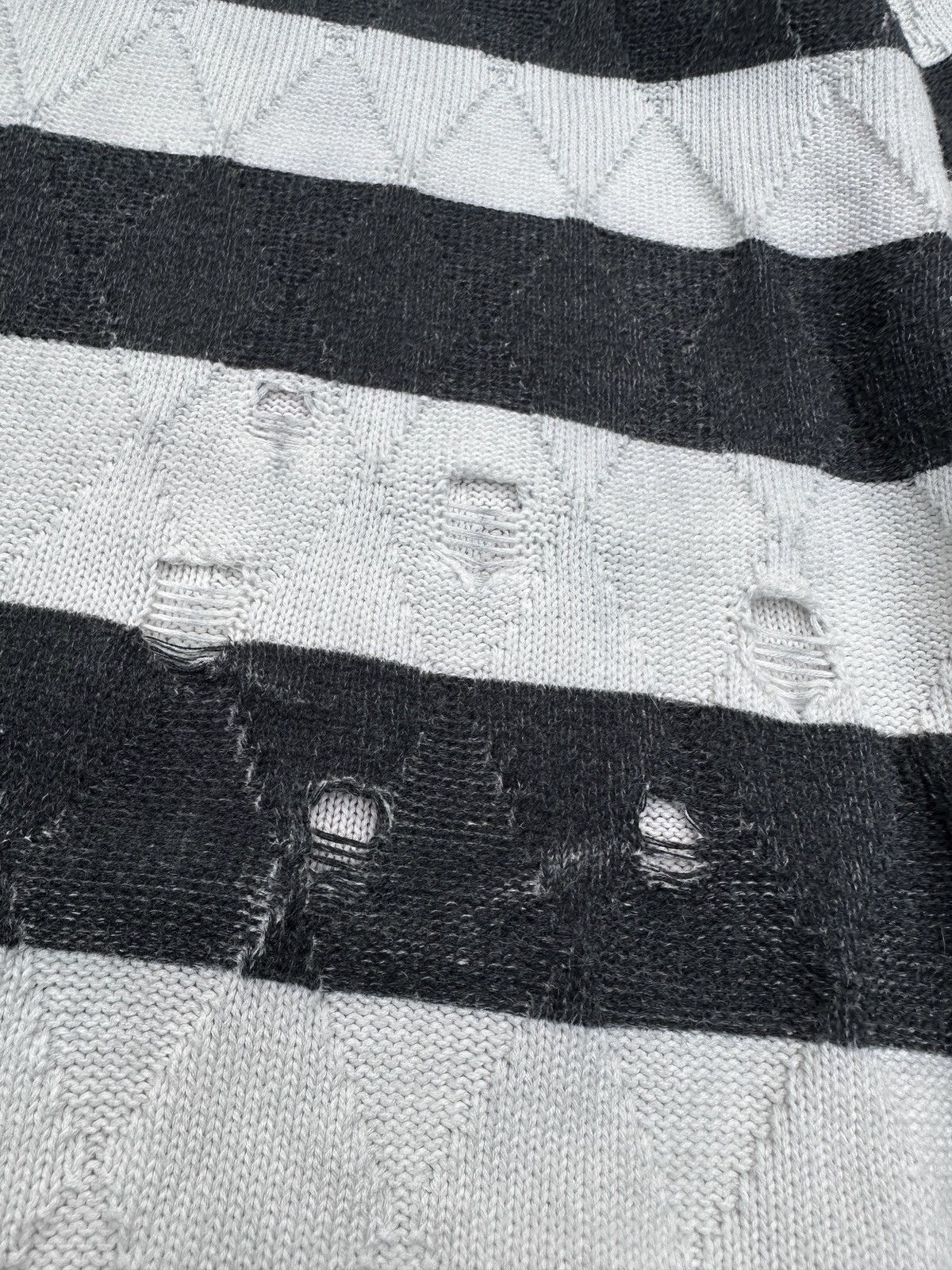 Number (N)ine Number(N)ine AW02 “The Modern Age” Knitted Striped Size US M / EU 48-50 / 2 - 10 Thumbnail