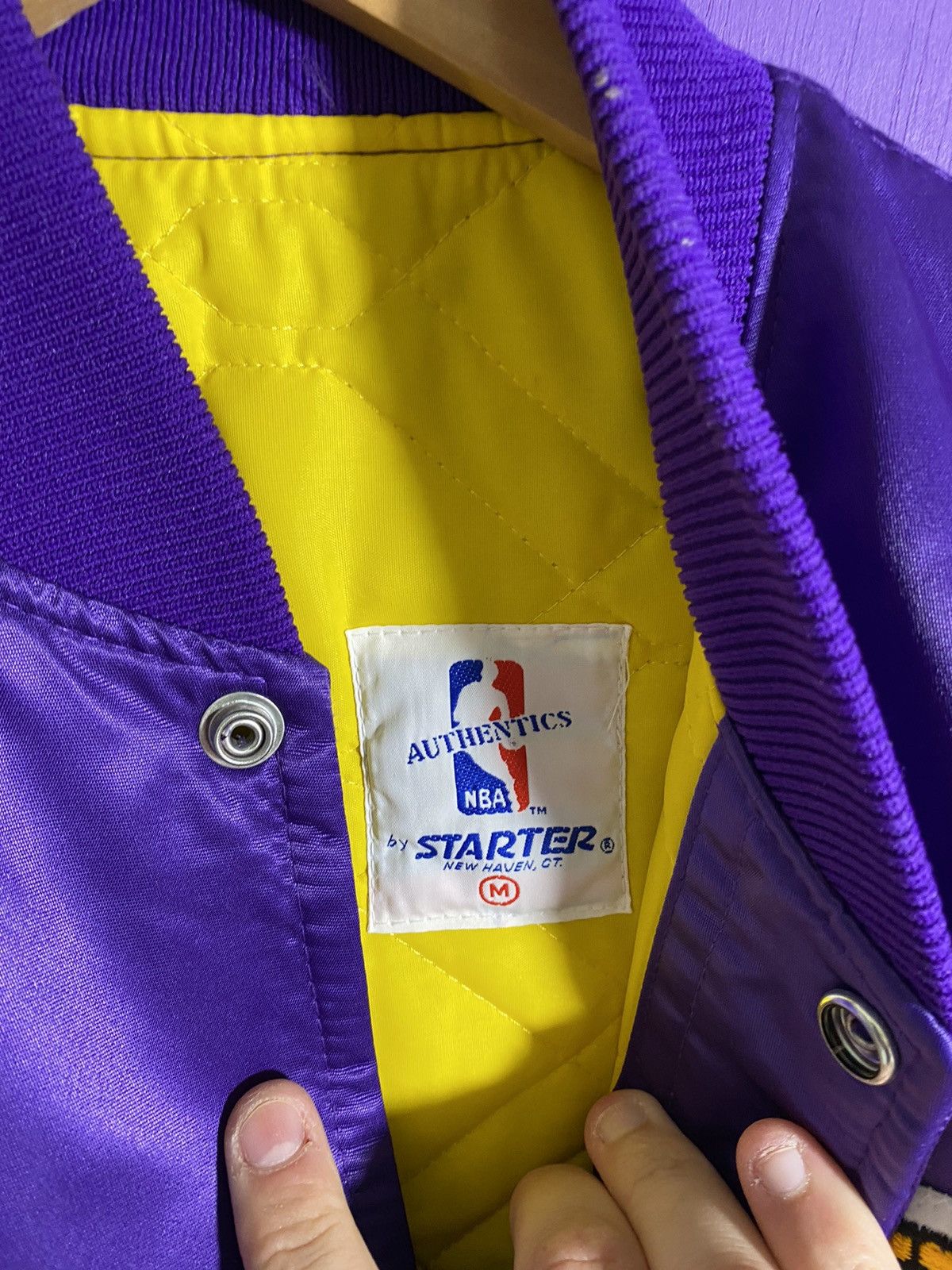 Vintage 80s/90s Starter Los Angeles Lakers satin jacket
