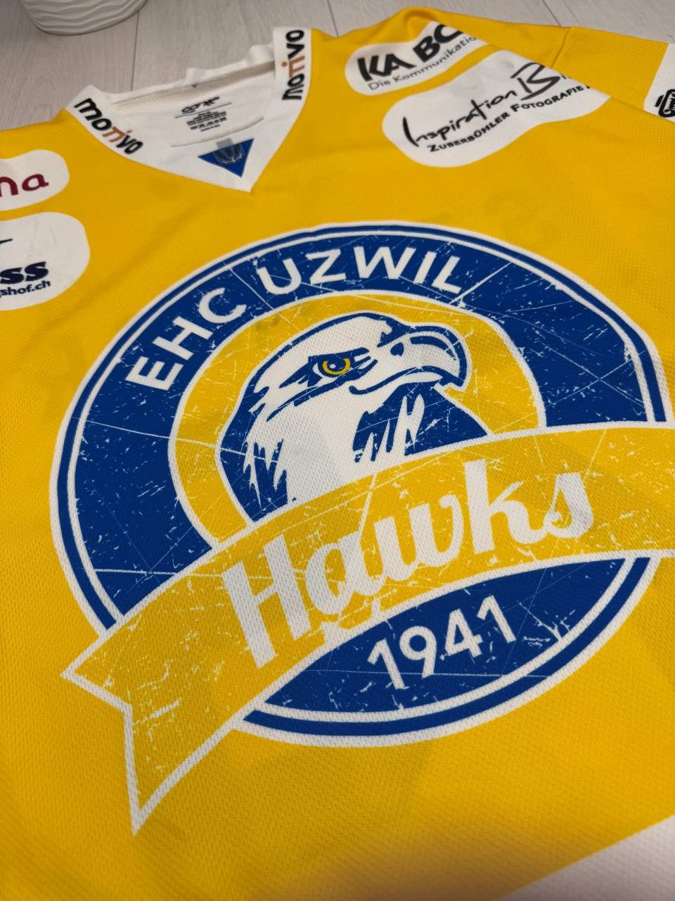 NHL SIGNED Hockey jersey #79 Steiner Ehc Uzwil Hawks Swiss Size US XL / EU 56 / 4 - 5 Thumbnail