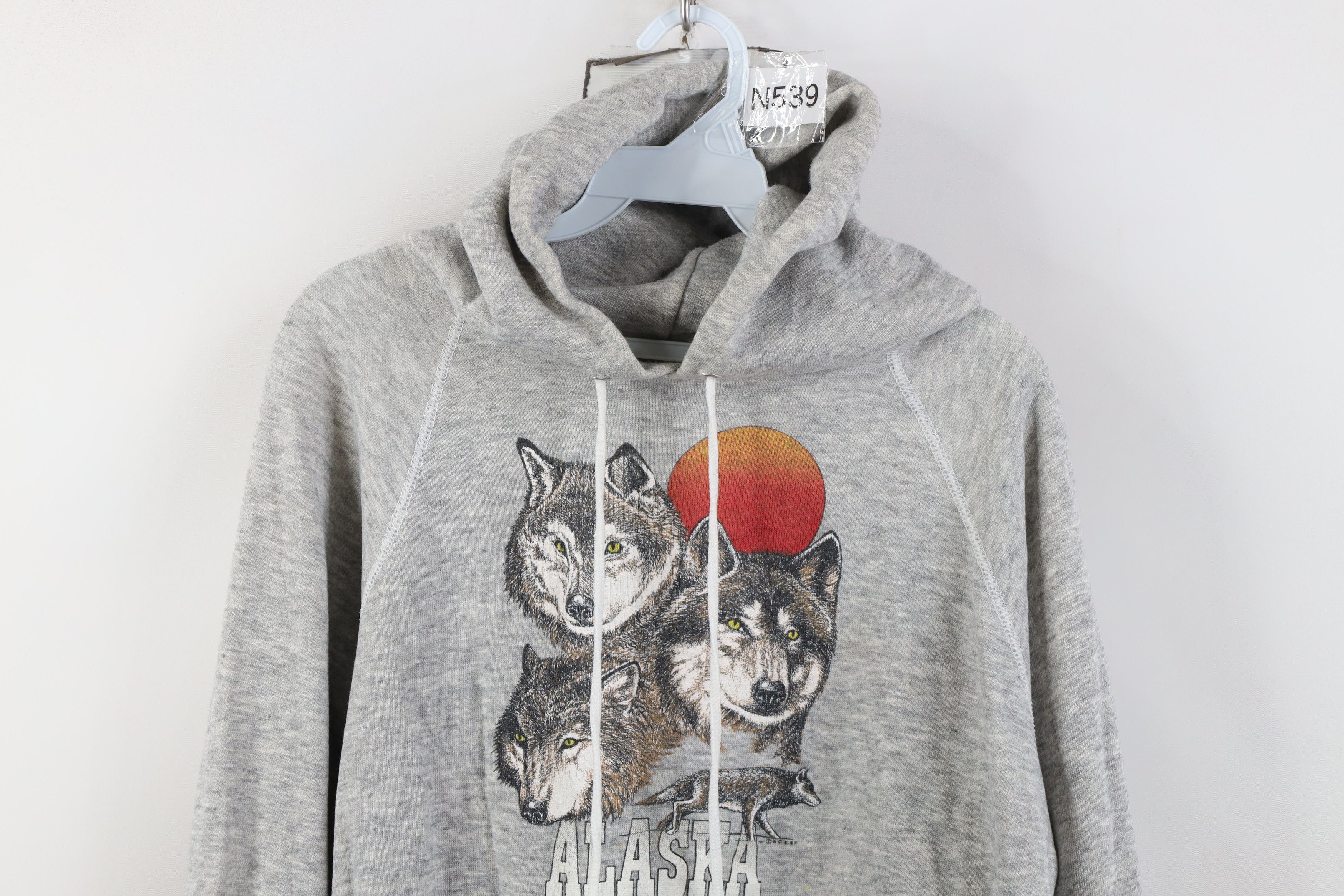 Vintage Vintage 80s Streetwear Alaska Hoodie Sweatshirt Gray USA Size L / US 10 / IT 46 - 2 Thumbnail