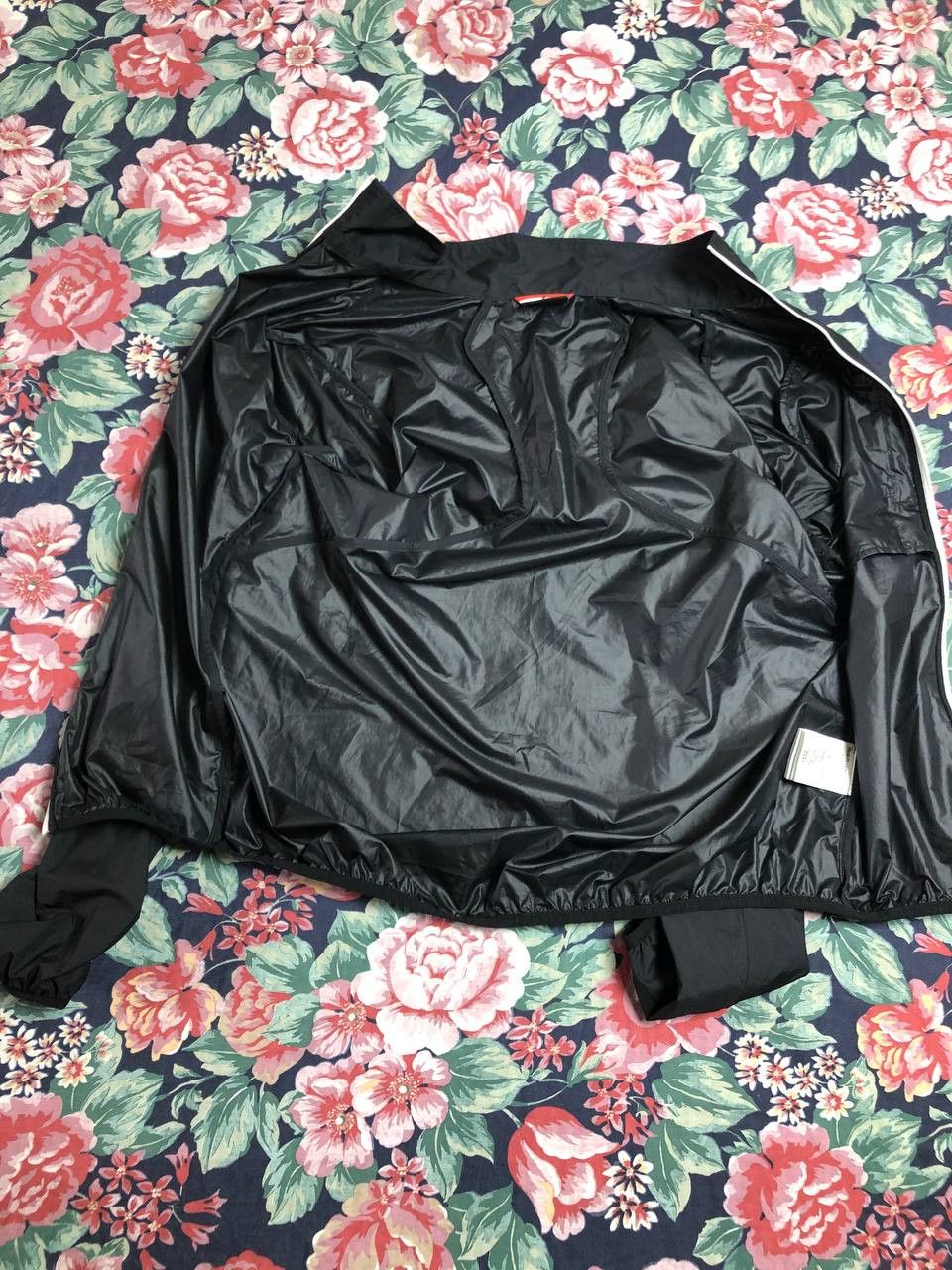 Peak Performance Peak Perfomance Light Jacket Vintage Size US L / EU 52-54 / 3 - 8 Thumbnail