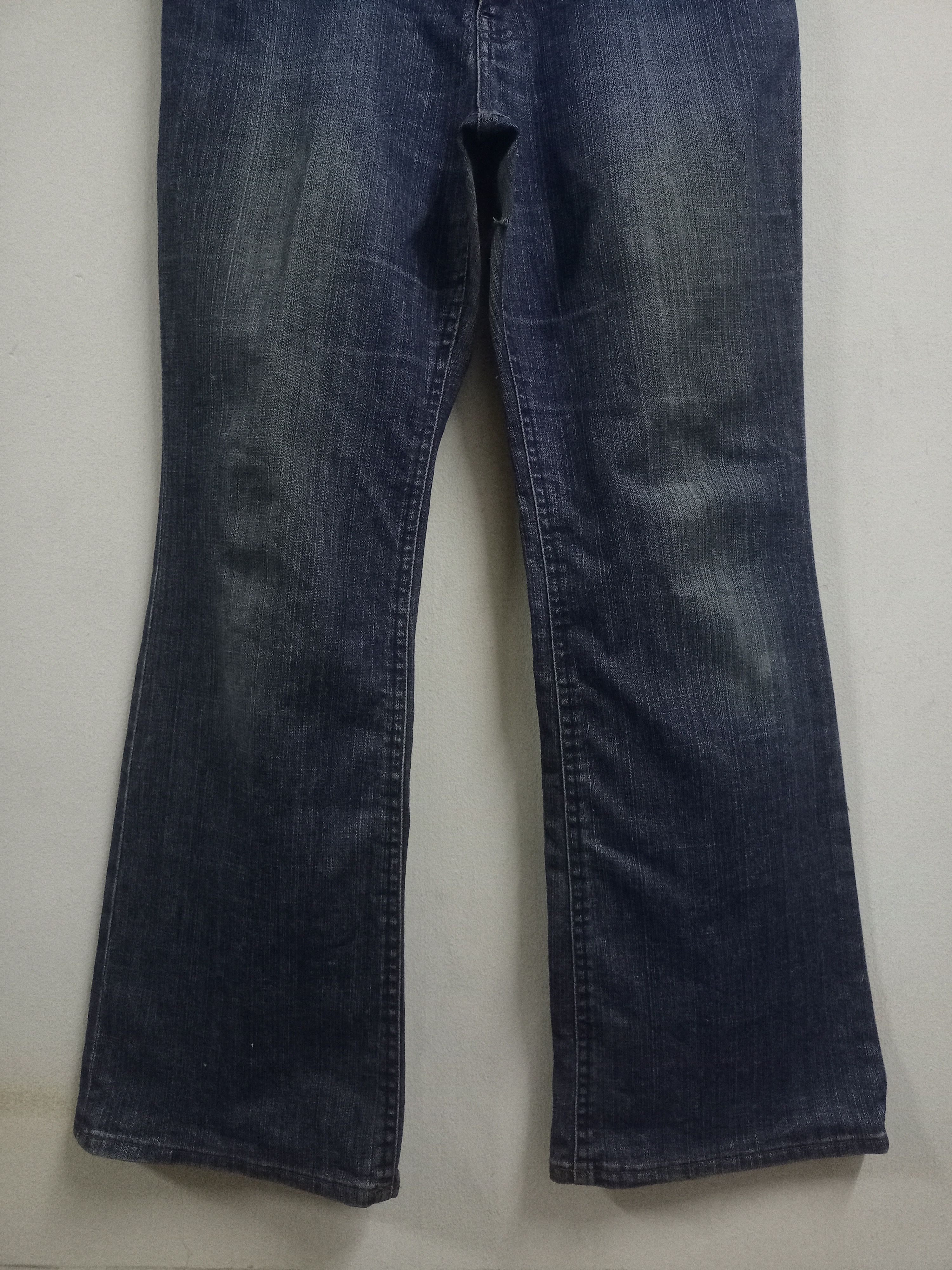 Japanese Brand Vintage Japanese Brand Distressed Flare Jeans 31x28 Size US 31 - 5 Thumbnail