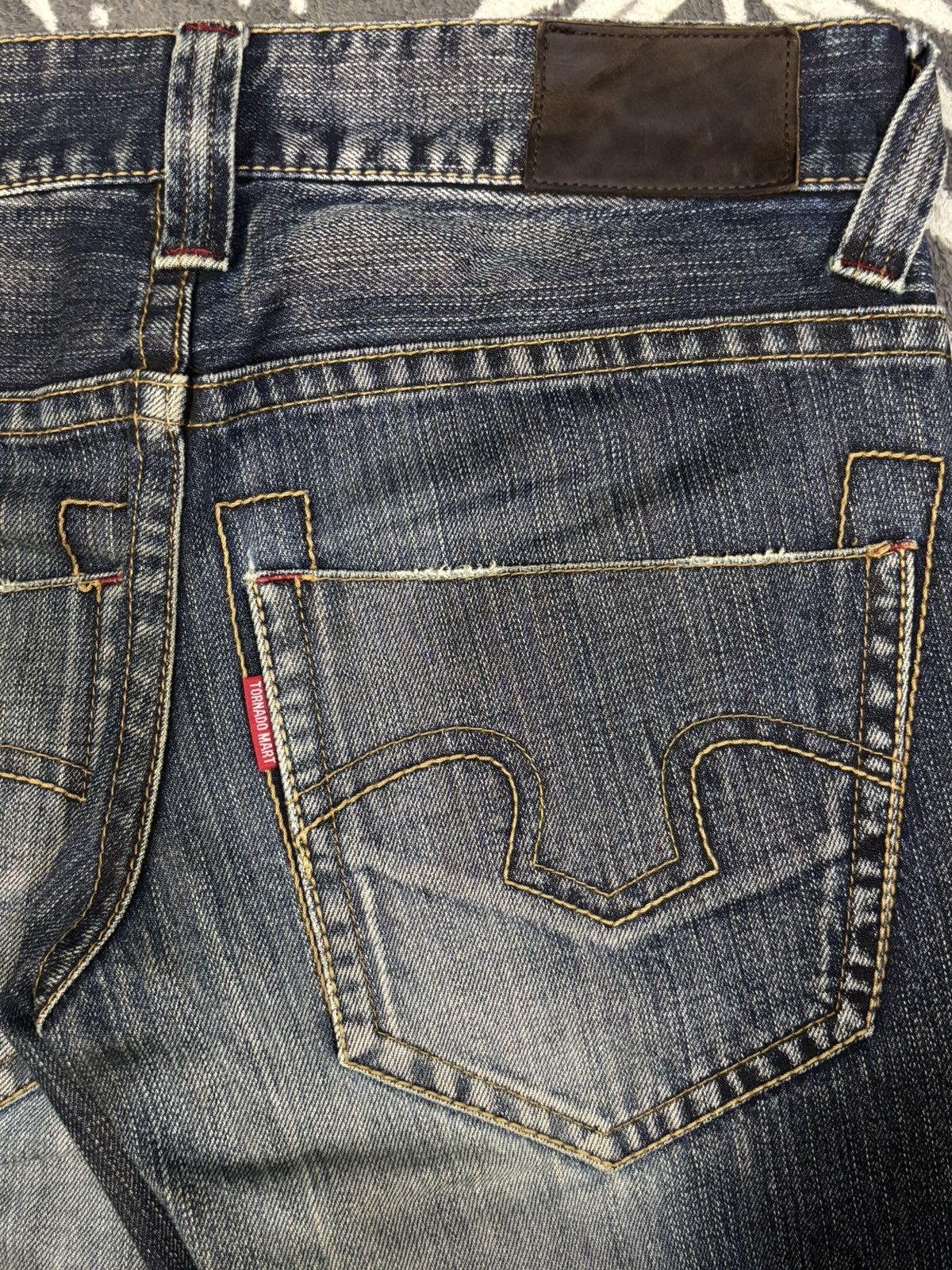 Tornado Mart Vintage Tornado Mart Mud Wash Spiral Flare Distressed Jeans Size US 31 - 11 Thumbnail