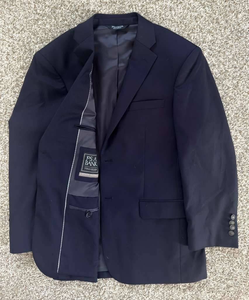 Jos. A. Bank Jos. A. Bank Traveler Utility Blazer Navy 100% Wool 40R Size 40R - 1 Thumbnail